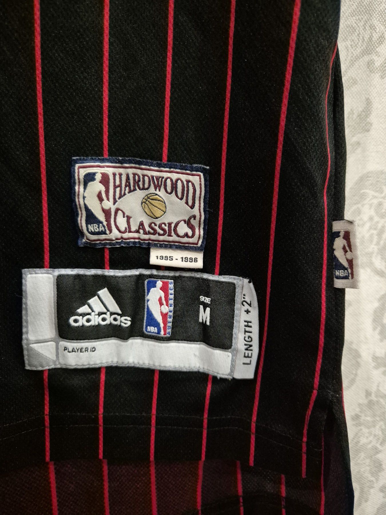 Adidas ADIDAS HARDWOOD CLASSIC 1995-96. CHICAGO BULLS ROSE Size US M / EU 48-50 / 2 - 3 Thumbnail