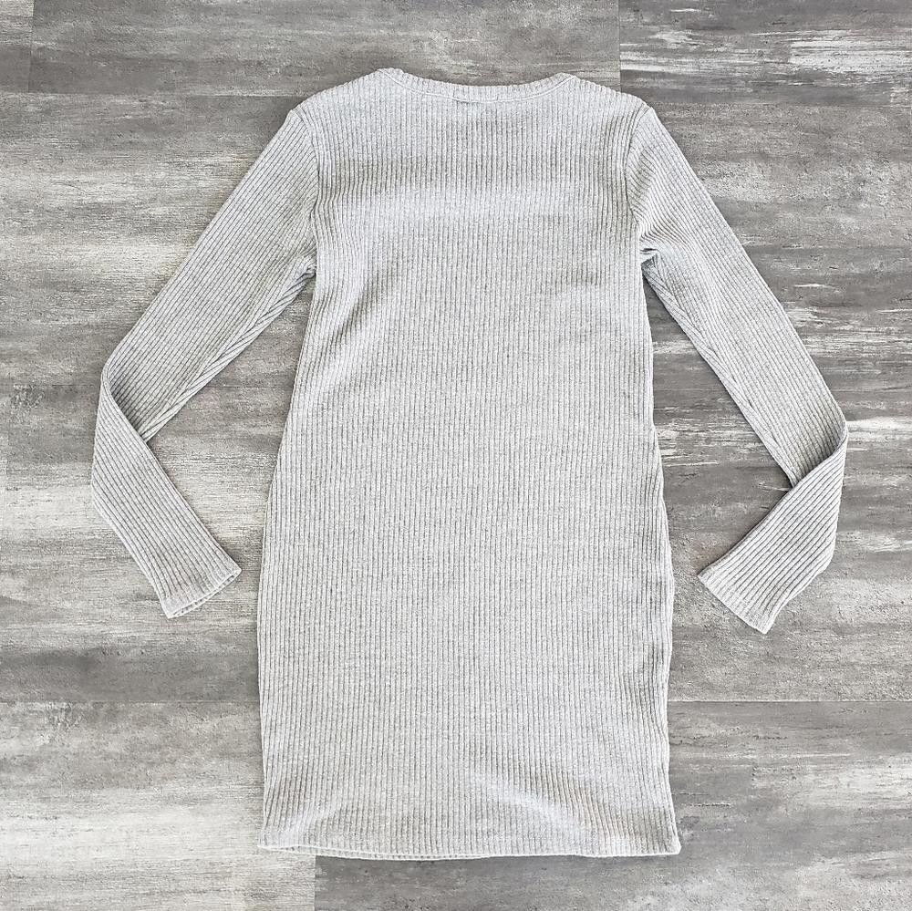 Designer Grey Ribbed Brandy Melville Long Sleeve Mini Size ONE SIZE - 2 Thumbnail