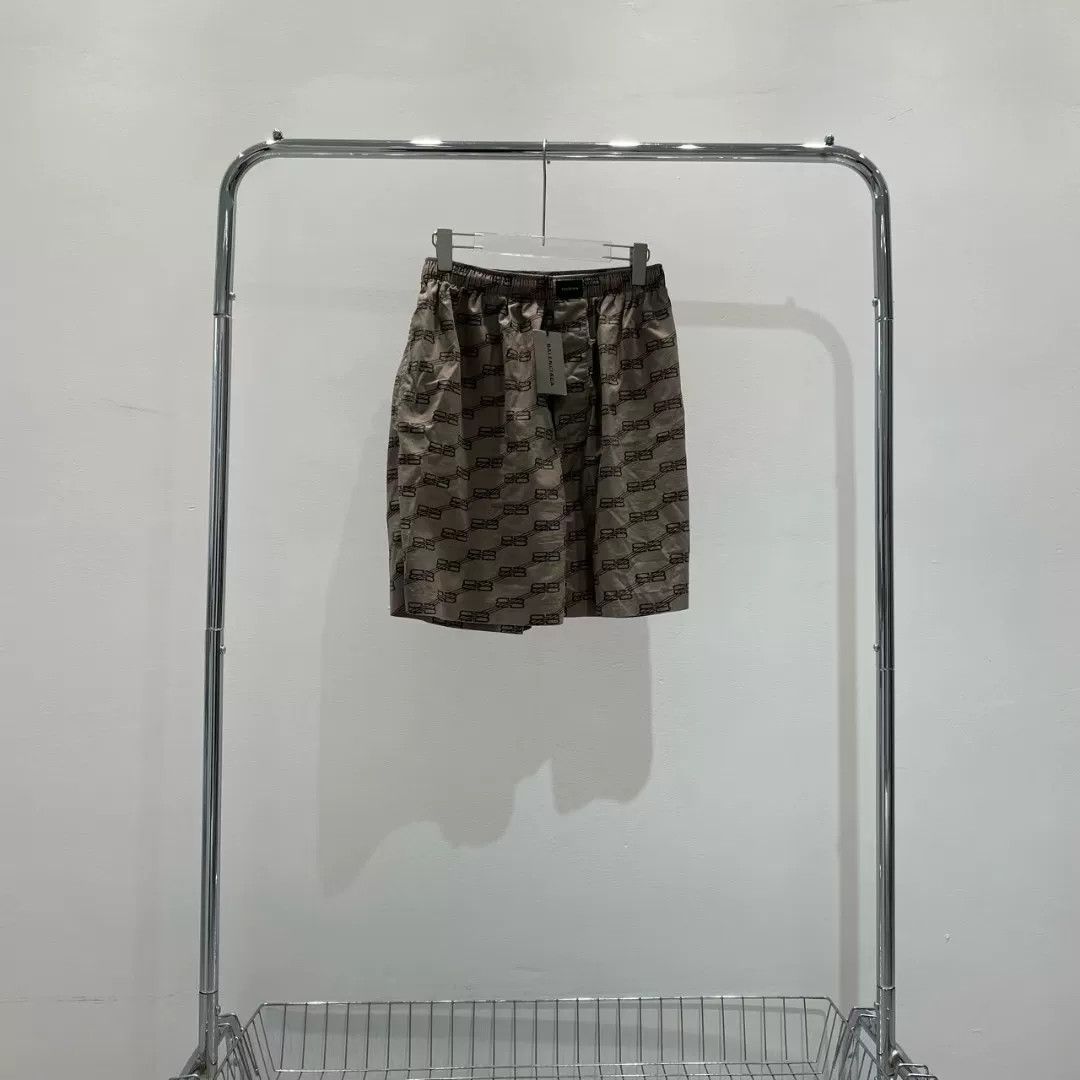 Balenciaga Balenciaga Double B Print Shorts Size US 36 / EU 52 - 1 Thumbnail