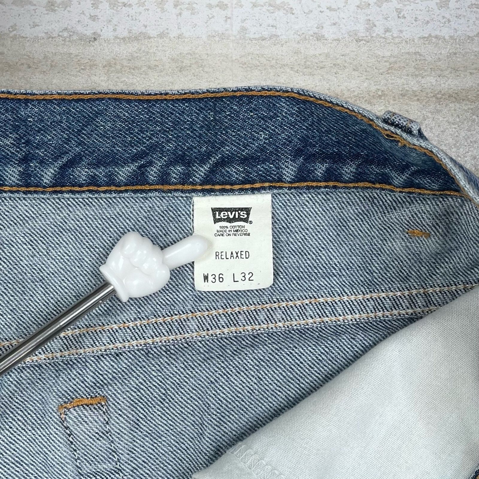 Levi's Vintage 90s Levis Jeans 540 36x32 Relaxed Fit Medium Wash Size US 36 / EU 52 - 4 Thumbnail