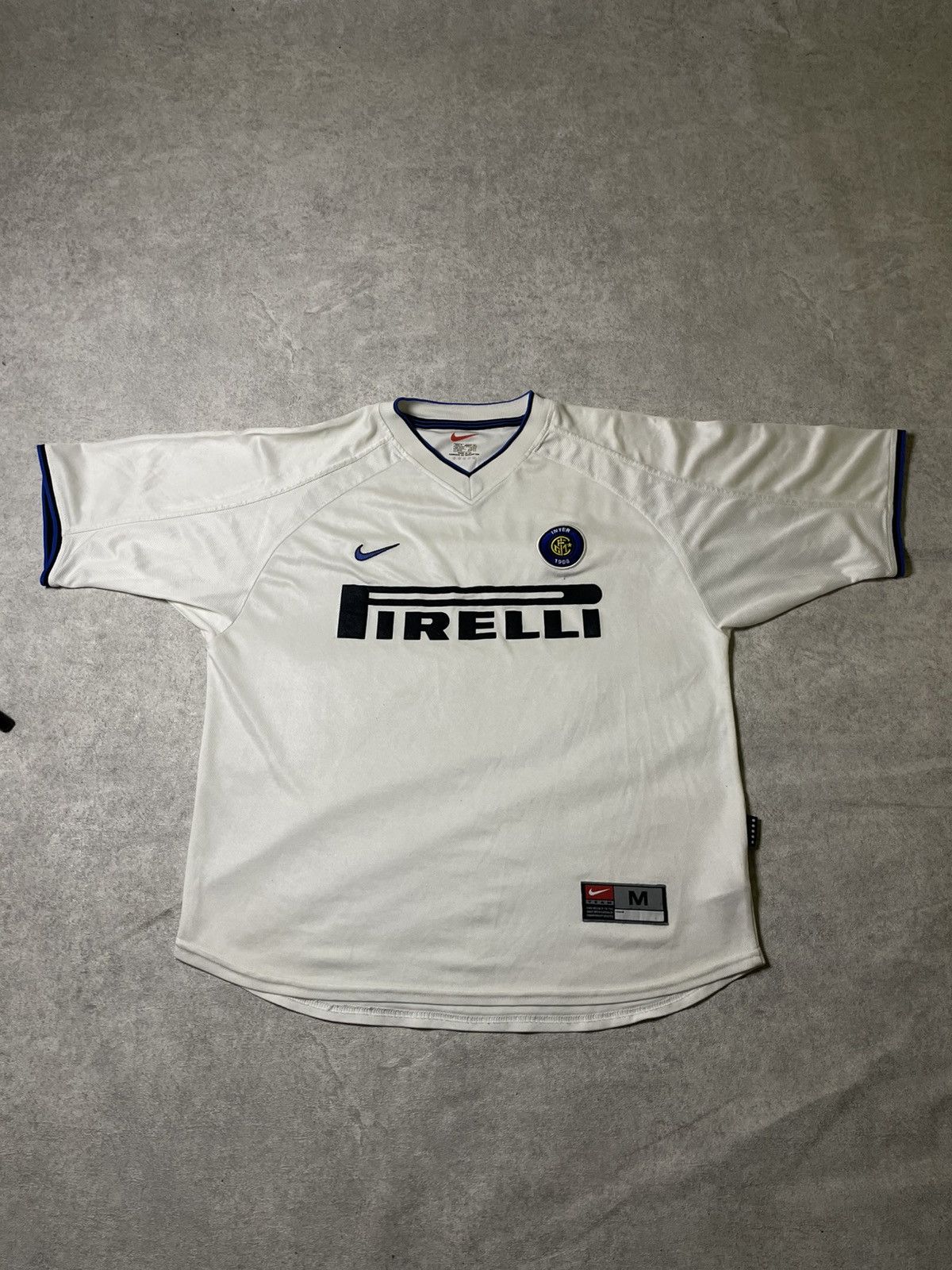 Nike Inter Milan 1999/00 Away Football Shirt Top Kit Jersey Size US M / EU 48-50 / 2 - 1 Thumbnail