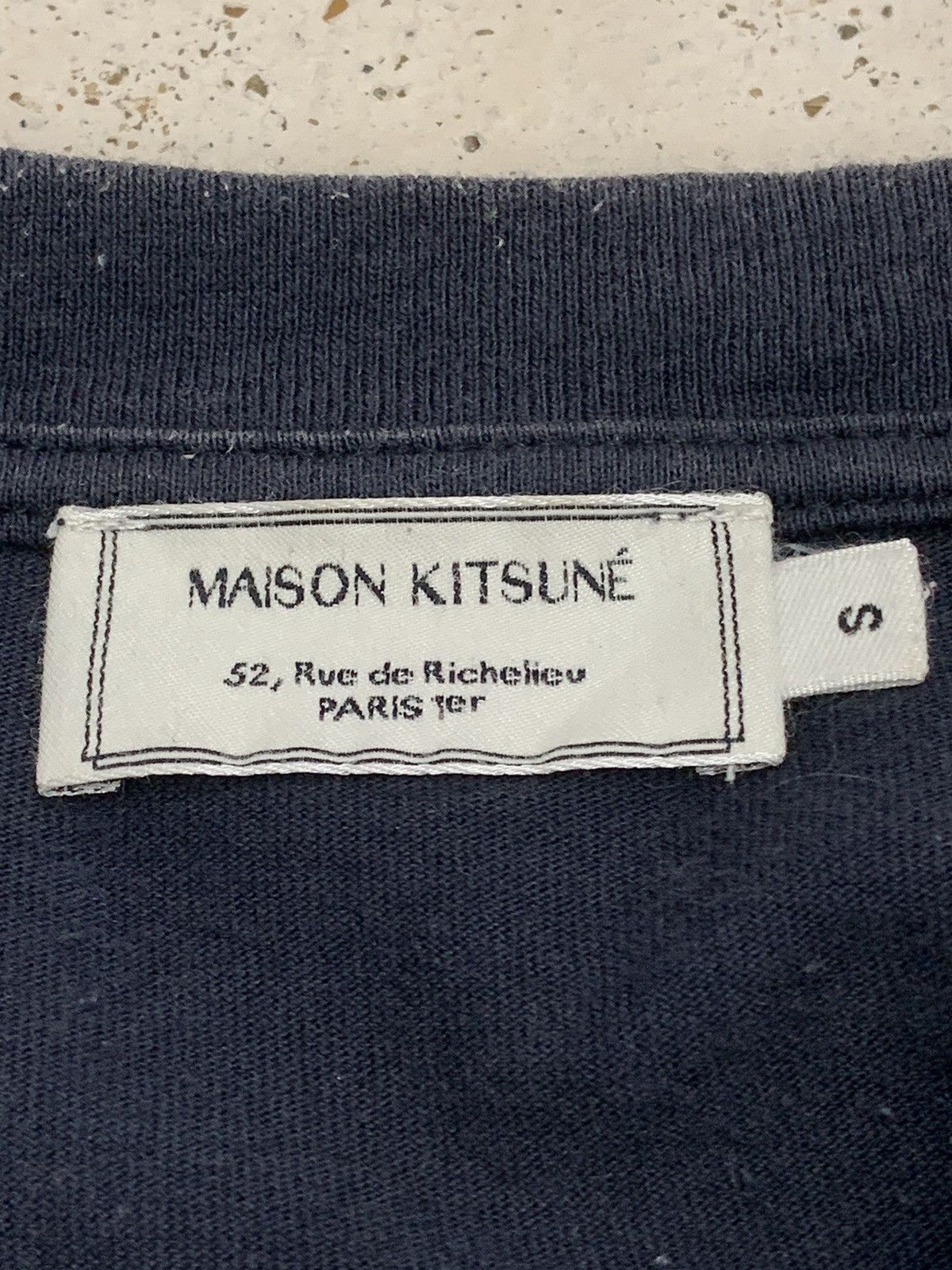Designer × Maison Kitsune Maison Kitsune Fox Logo Patch Faded Size US S / EU 44-46 / 1 - 11 Thumbnail