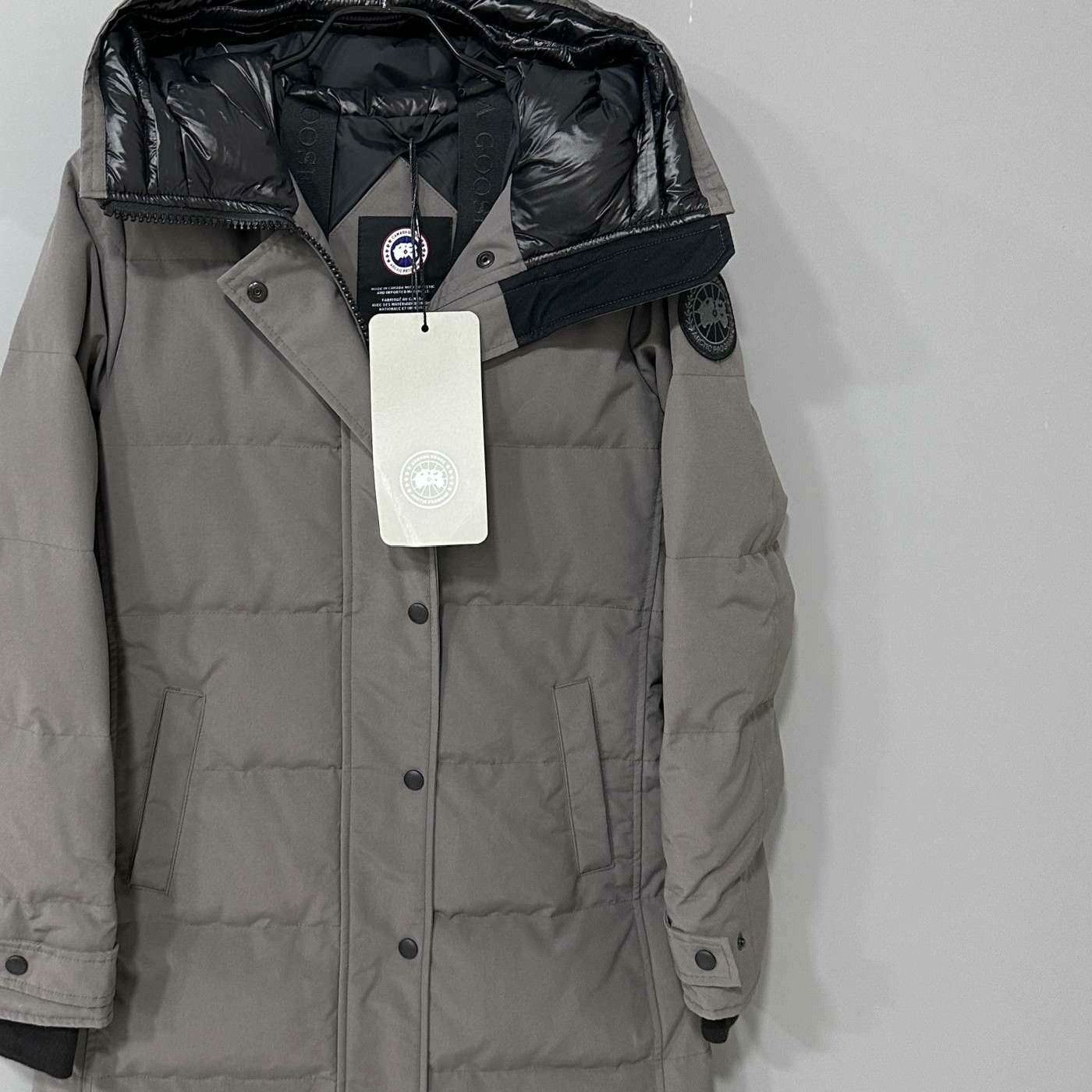 Canada Goose Canada Goose Down Gray Heavy Coat xs Men Size US XS / EU 42 / 0 - 1 Thumbnail