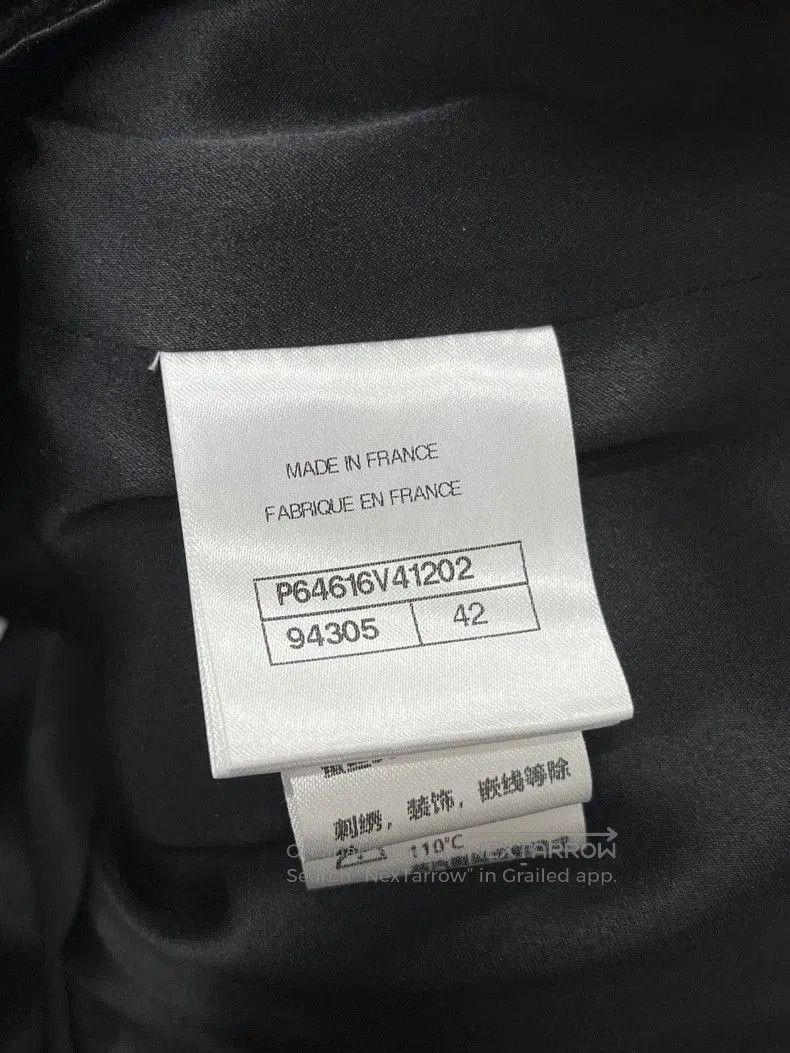 Chanel Chanel Rue Cambon Black Gold Button Coat. Size US M / EU 48-50 / 2 - 5 Thumbnail