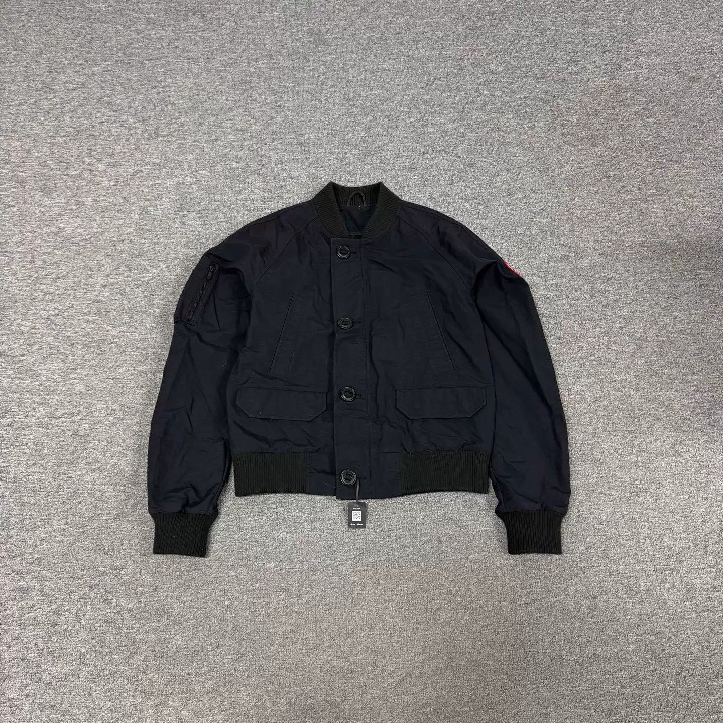 Canada Goose Canada Goose Faber black light short flight jacket S mint Size US S / EU 44-46 / 1 - 1 Thumbnail