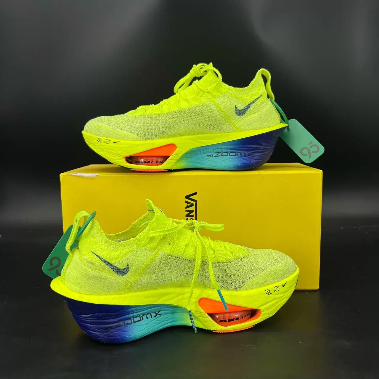 Nike Alphafly Next% 3 Yellow 38 (Worn Once, 99 New) Box Size US 7 / IT 37 - 2 Thumbnail