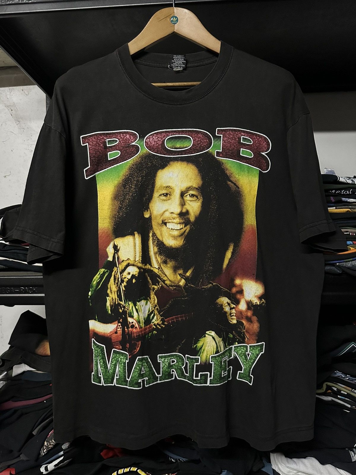 Band Tees Rare Vintage 90s Bob Marley Smile Faded Rap tee Size US XL / EU 56 / 4 - 2 Thumbnail