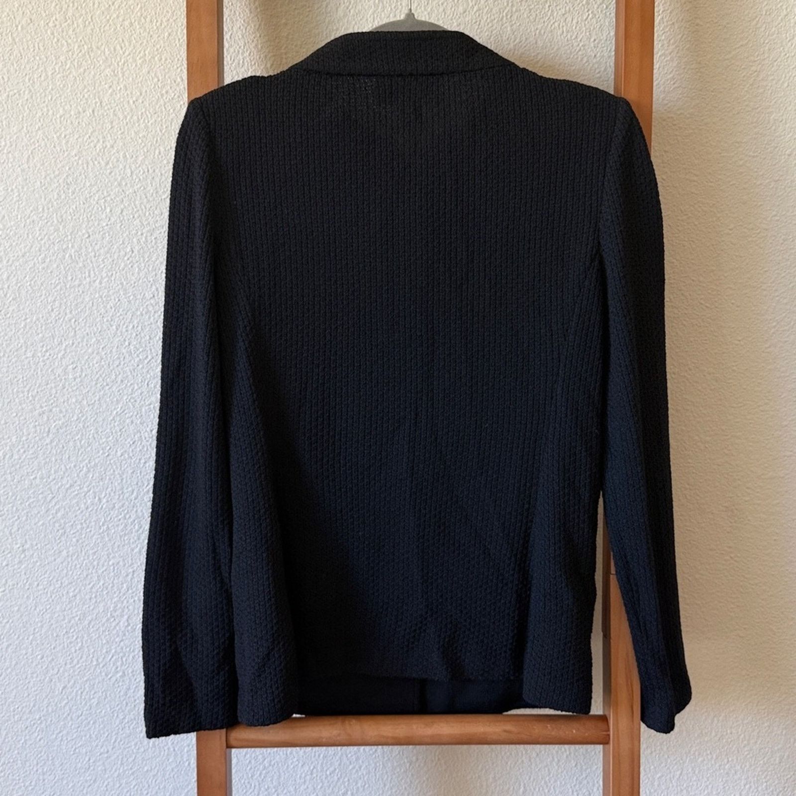 St. John St. John caviar size 2 Classic Black Blazer Size S / US 4 / IT 40 - 5 Thumbnail