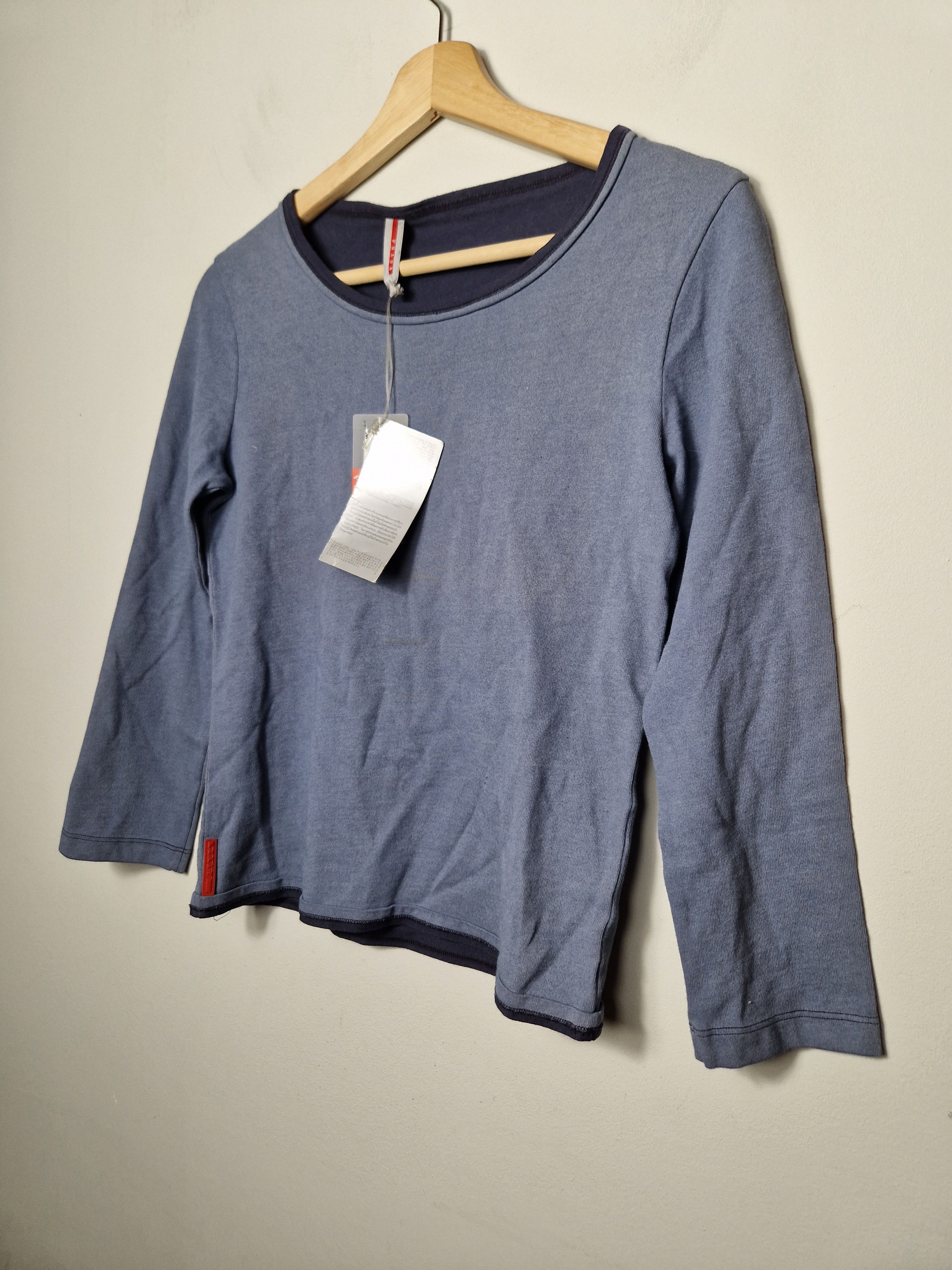 Prada Prada red tab longsleeve grey top Size XS / US 0-2 / IT 36-38 - 2 Thumbnail