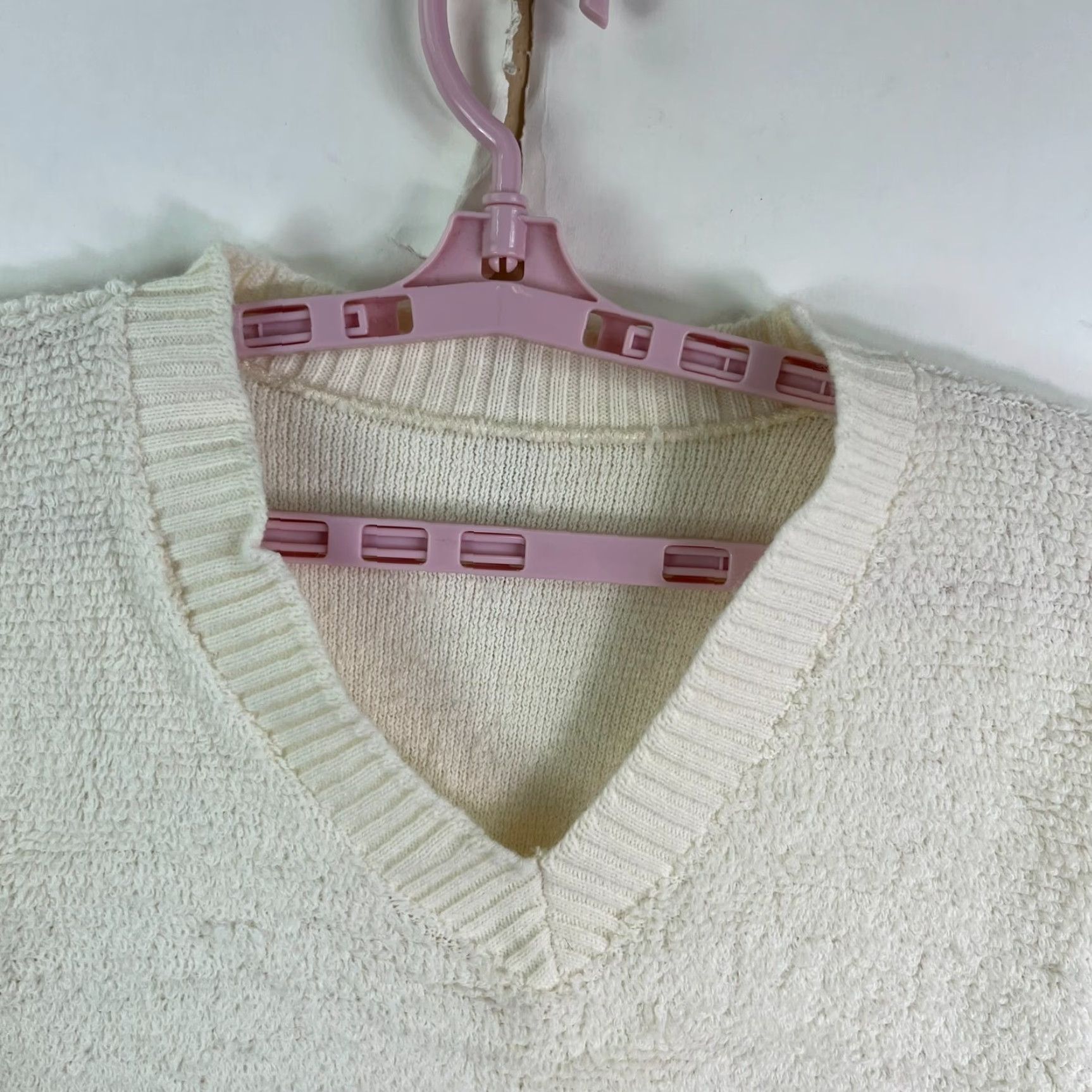 Vintage Super Soft Chunky-Knit V-Neck Sweater Womens Size S White Casual Party Travel Size S / US 4 / IT 40 - 3 Thumbnail