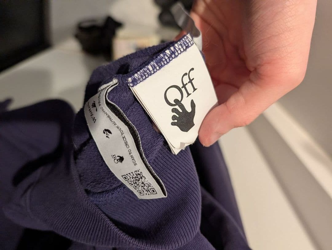 Off-White Off-White FW21 Running Wolves Hoodie Size US L / EU 52-54 / 3 - 5 Thumbnail