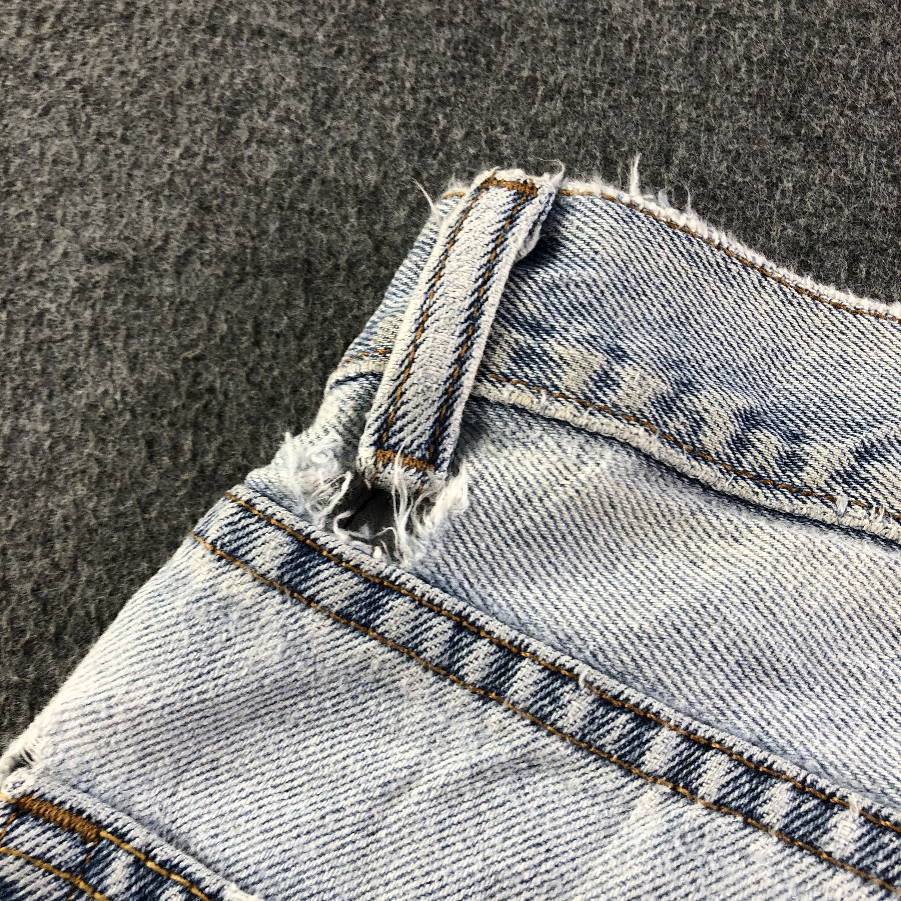 Levi's Vintage Light Wash Levis 550 Jeans-J3708 Size US 36 / EU 52 - 9 Thumbnail