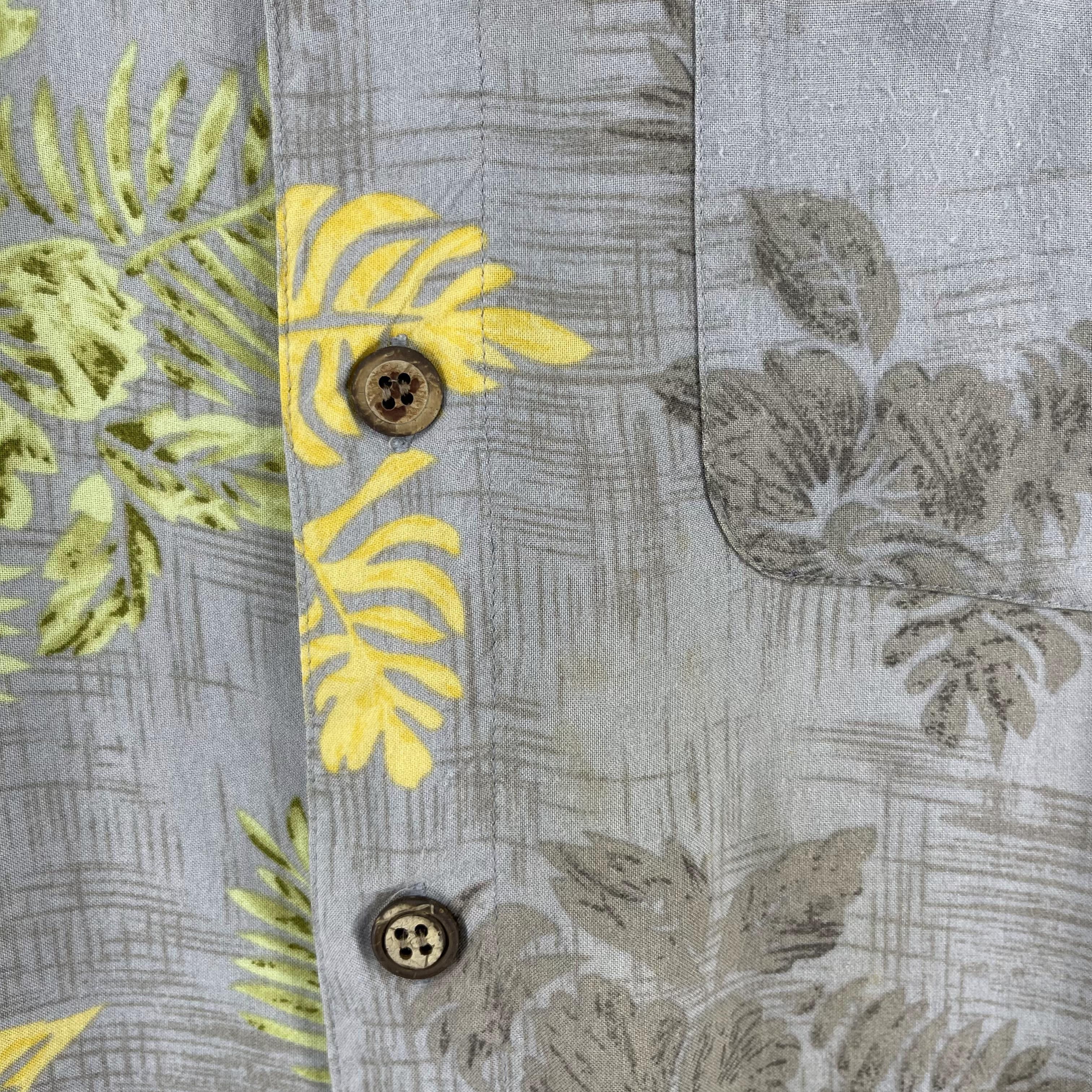 Aloha Tropical Floral Hibiscus Motive Rayon Button Up Shirt