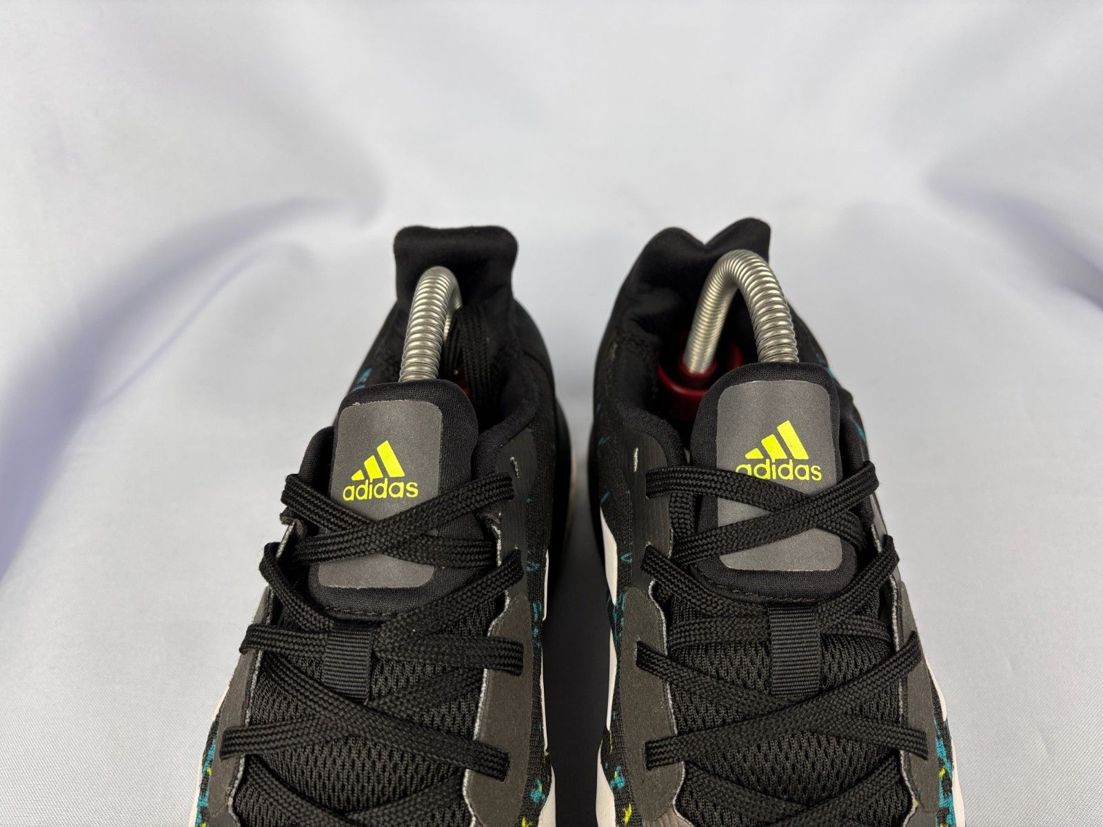 Adidas MINT! Adidas Astrarun Trainers Sneakers (FW5448) Size US 9 / EU 42 - 5 Thumbnail