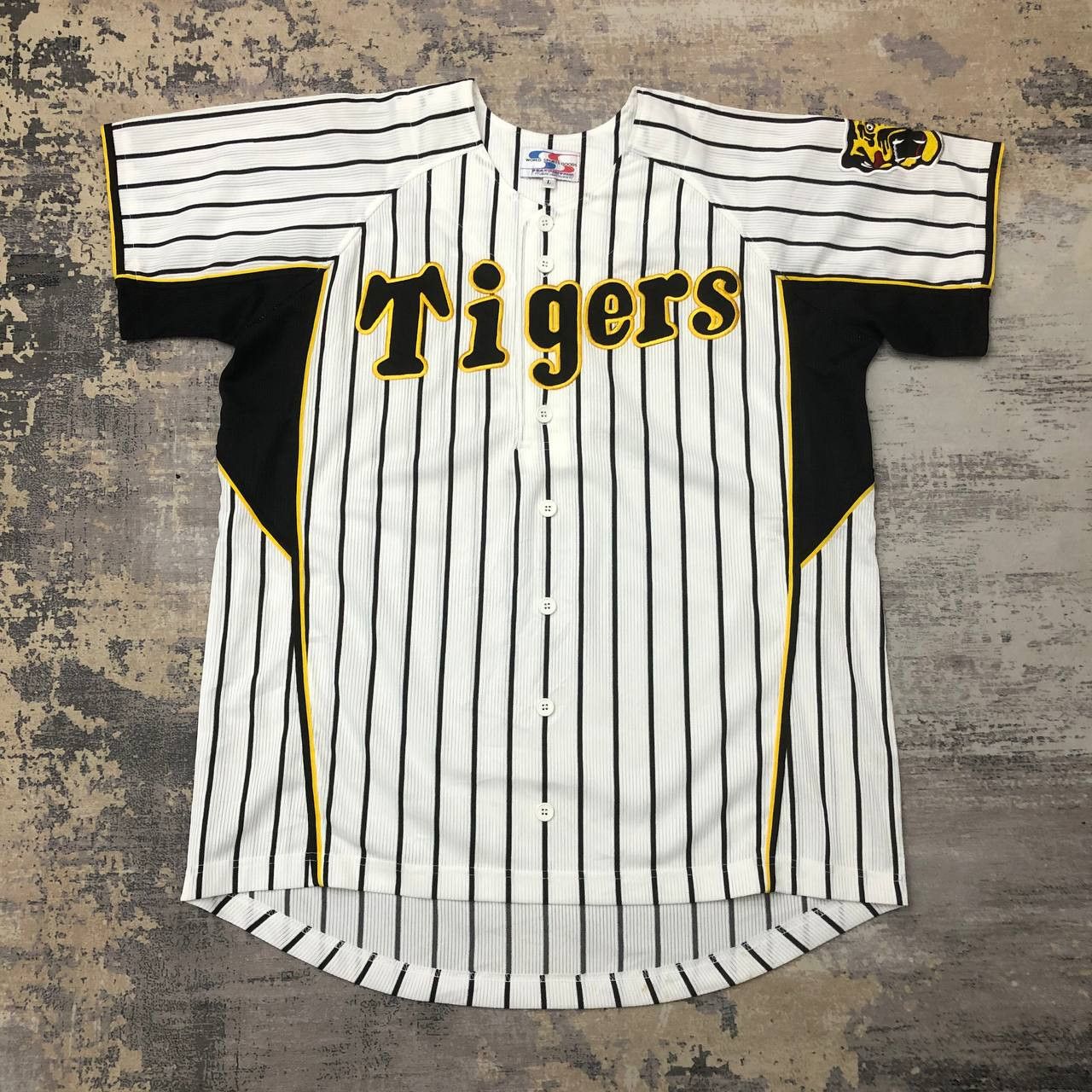 Other T41 JAPAN TIGERS BASEBALL JERSEY Size US L / EU 52-54 / 3 - 1 Thumbnail