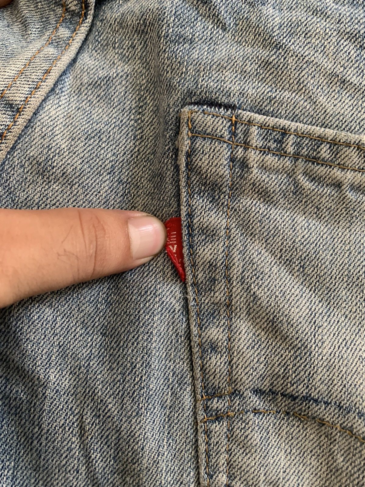 Levi's Vintage Clothing Levi’s 505 E Redline Selvedge Distressed Faded Jeans Size US 27 - 8 Thumbnail