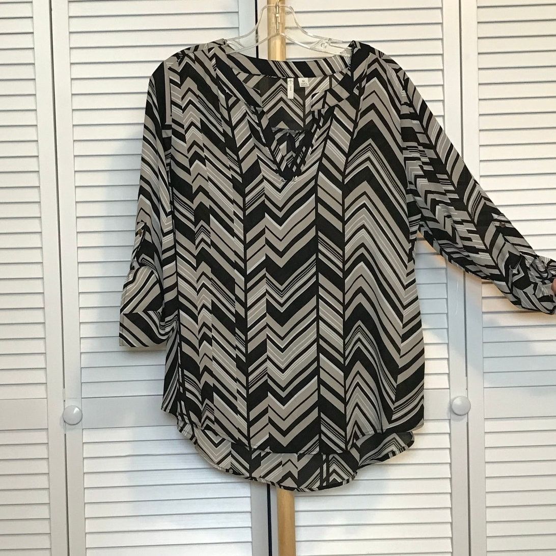 Other Est 1945 Chevron Sheer V-Neck Long Sleeves Blouse M Size M / US 6-8 / IT 42-44 - 2 Thumbnail