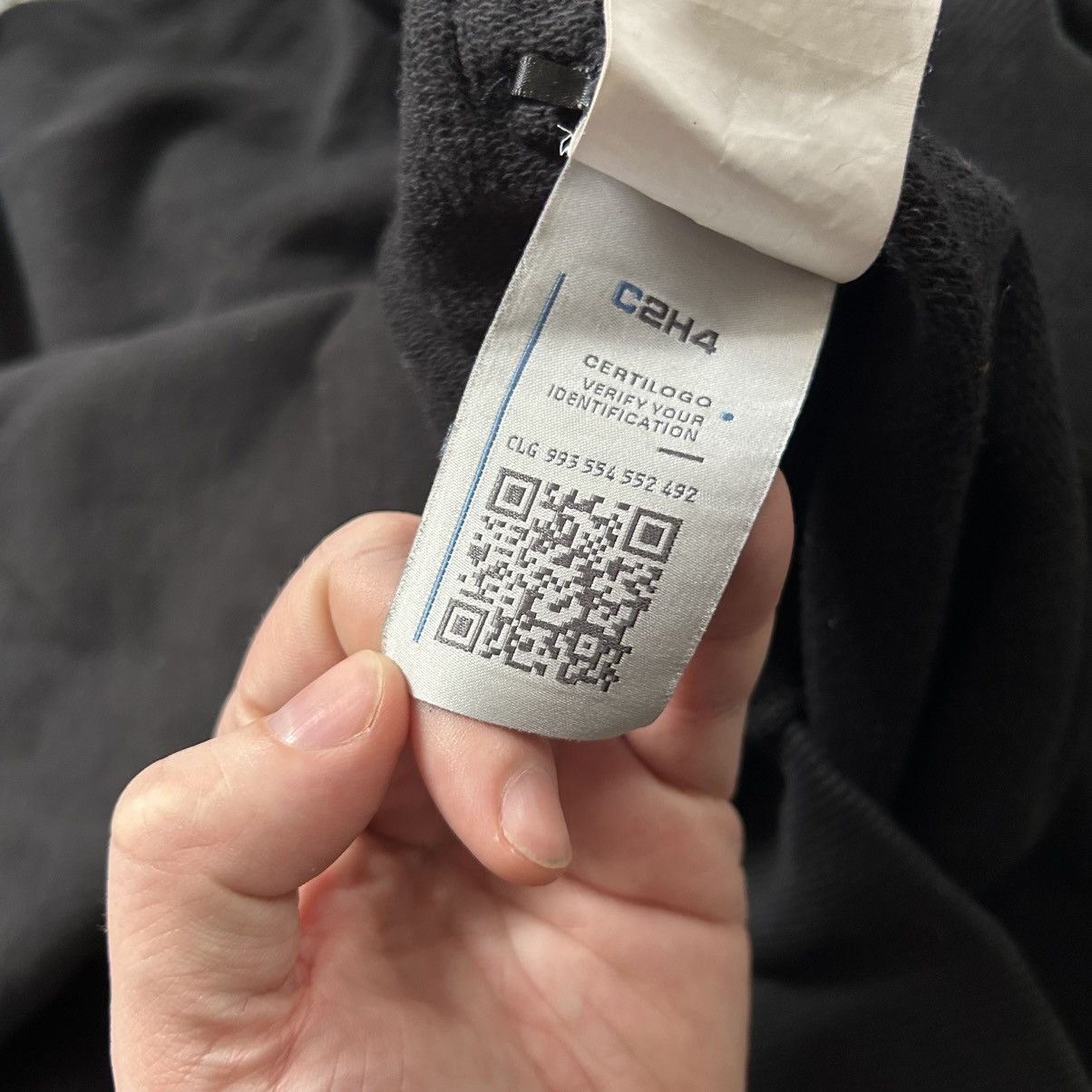 C2H4 2020 BASiC HEAVYWEiGHT FRENCHTERRY STAFF UNiFORM LOGO HOODiE Size US S / EU 44-46 / 1 - 10 Thumbnail
