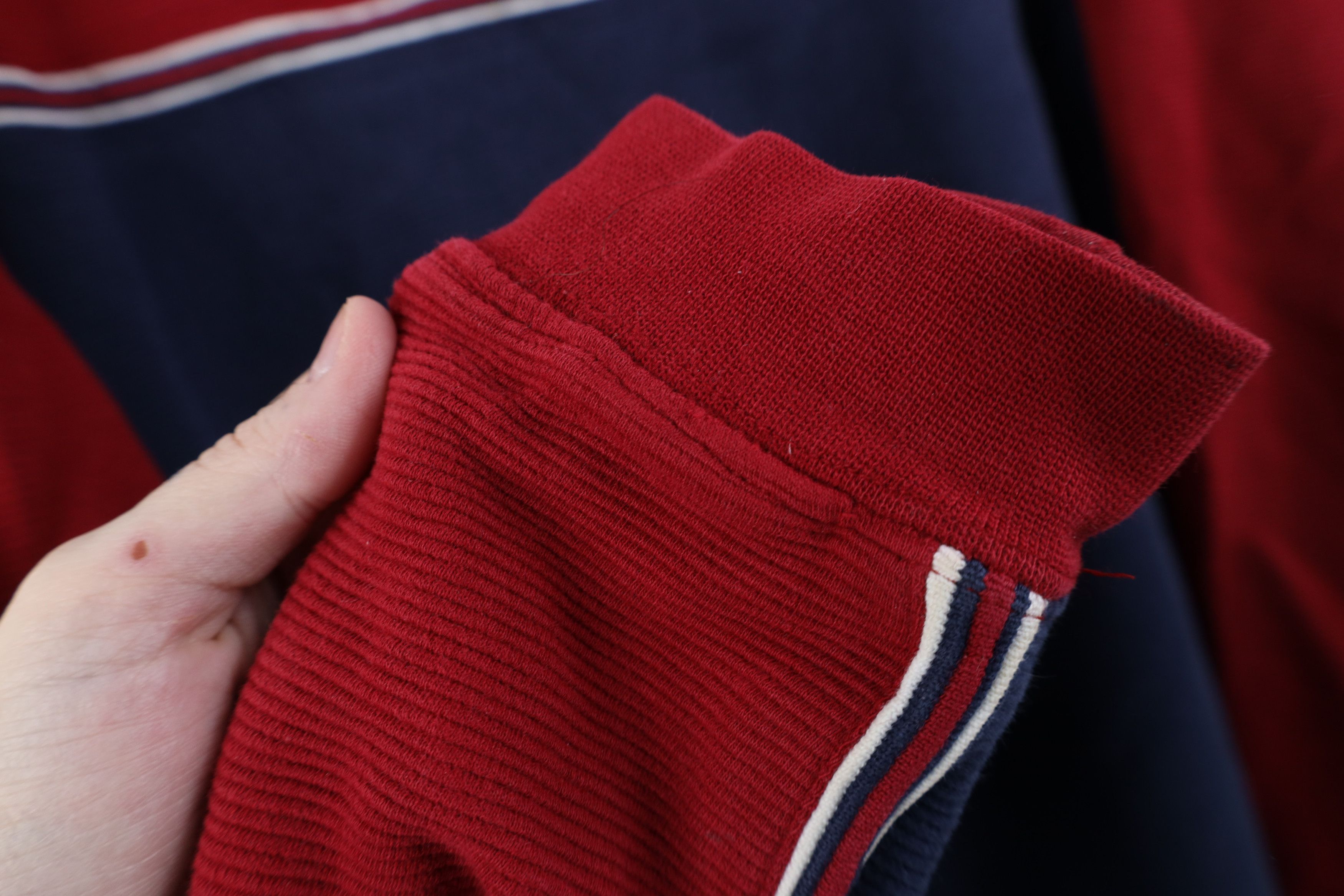 Vintage Vintage Y2K Streetwear Knit Heavyweight Long Sleeve T-Shirt Size US L / EU 52-54 / 3 - 8 Thumbnail