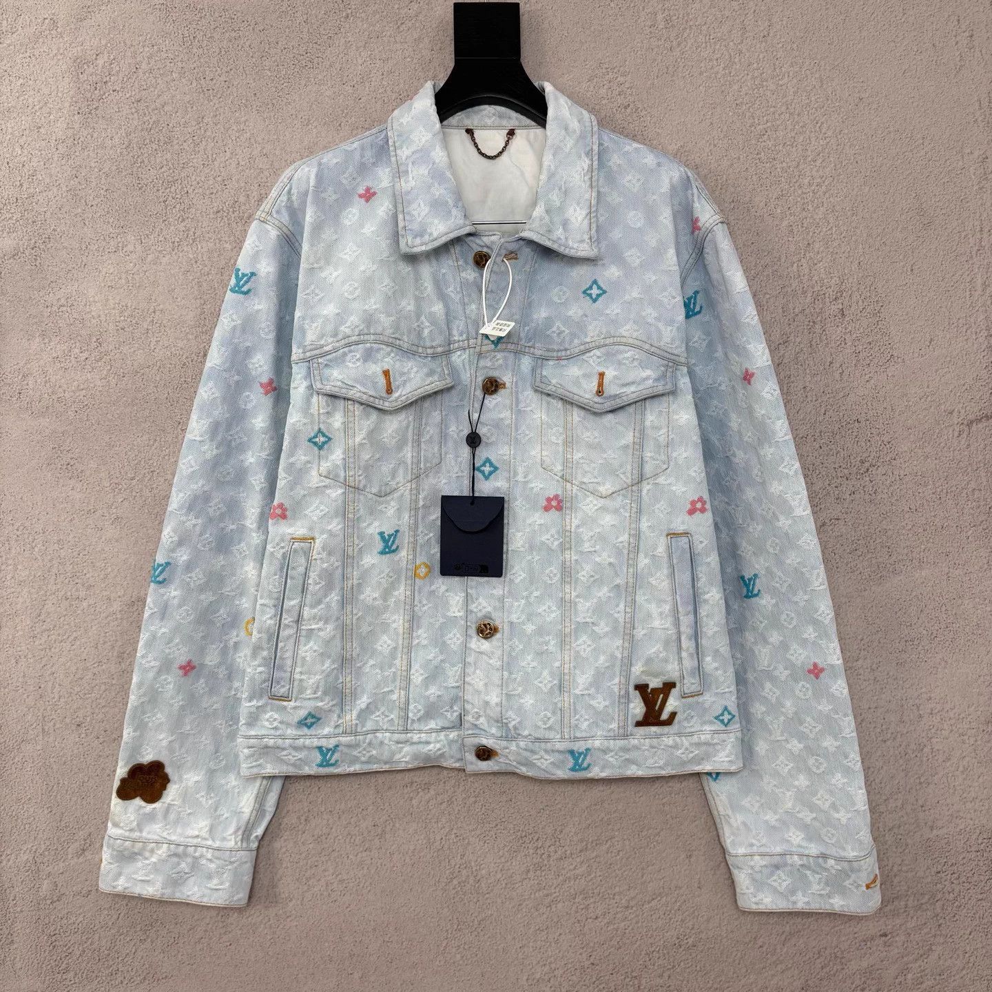 Louis Vuitton LV x Tyler SS24 Light Blue Denim Jacket Size US L / EU 52-54 / 3 - 1 Thumbnail