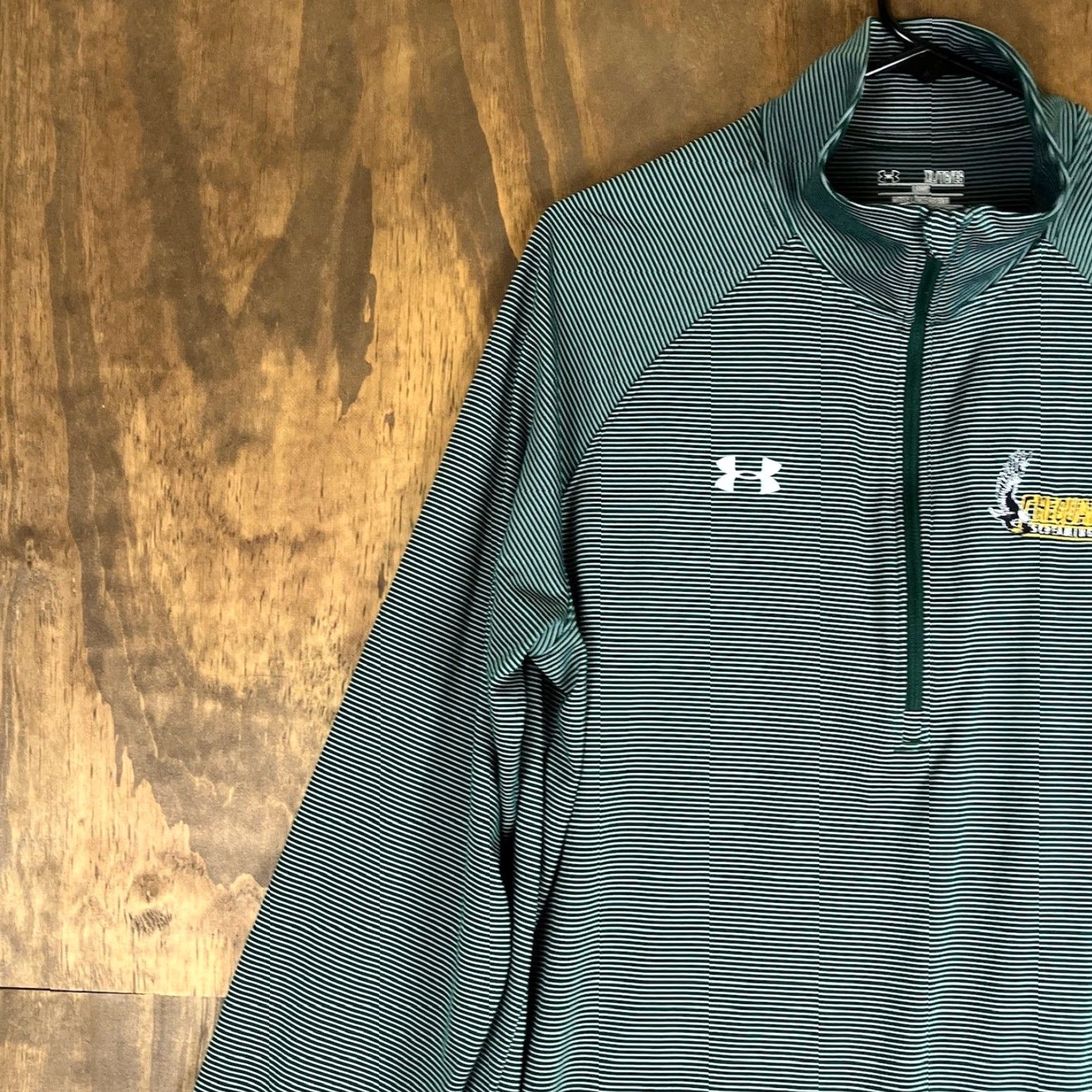 Under Armour Under Armour Mens Shirt Green White Striped 1/4 Zip Heat Gear XL Shirt Mens Size US XL / EU 56 / 4 - 4 Thumbnail