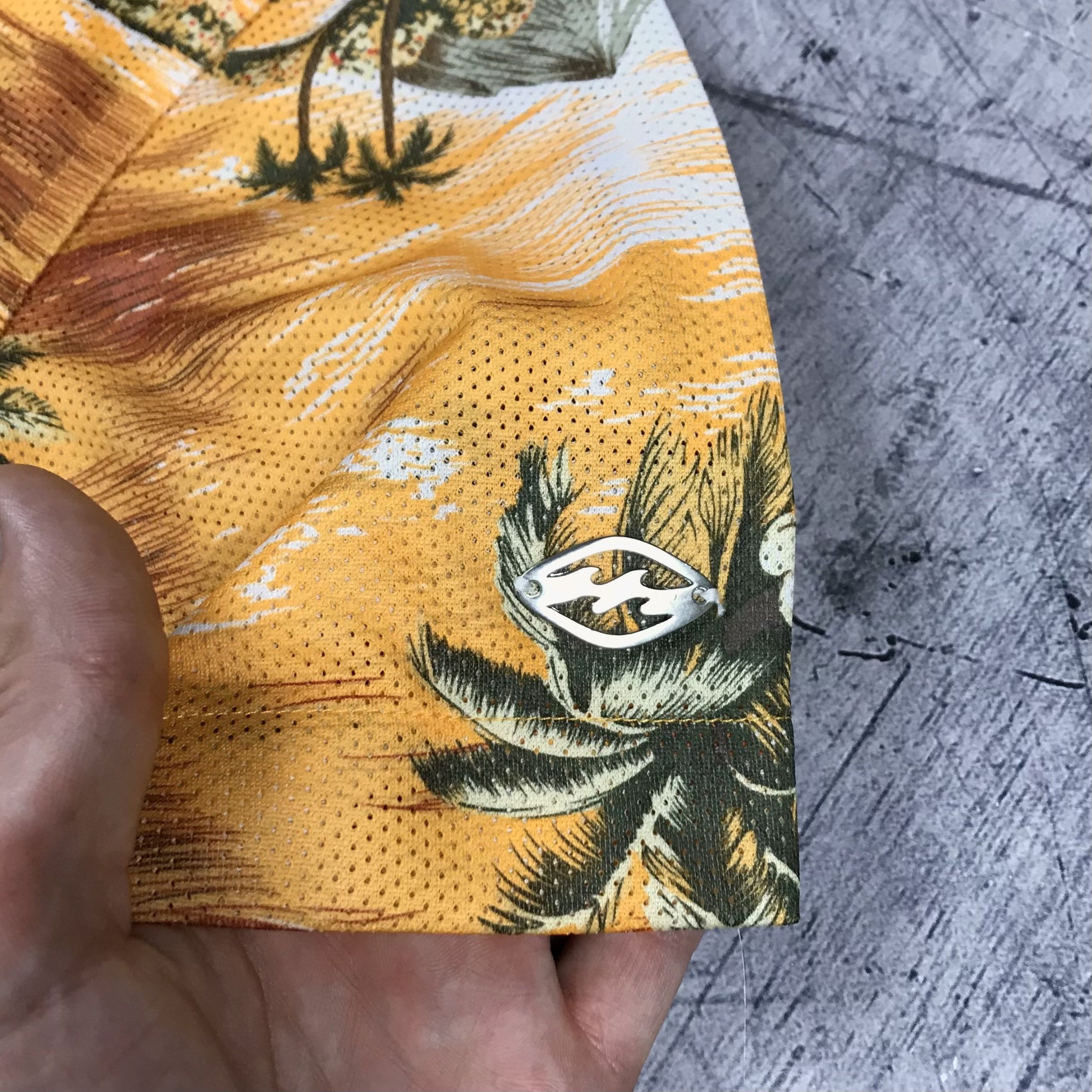 Billabong Y2K Billabong Hong Kong Hawaii SS Shirt Size US XL / EU 56 / 4 - 9 Thumbnail