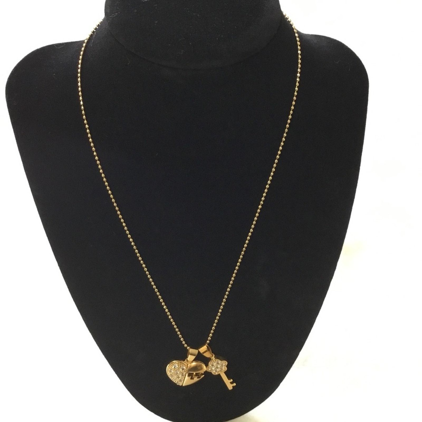 Other Crystal Gold Keychain w/ Heart Necklace Size ONE SIZE - 3 Thumbnail