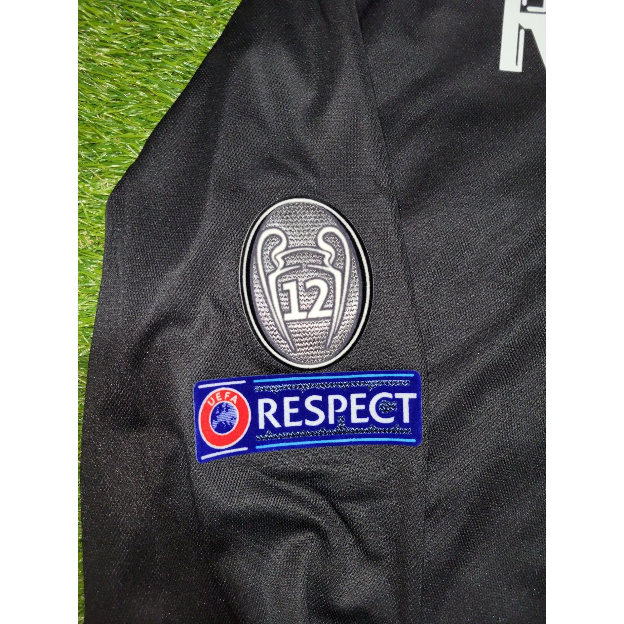 Adidas Ronaldo Real Madrid 2017 2018 UEFA Away Soccer Jersey BNWT L Size US L / EU 52-54 / 3 - 5 Thumbnail