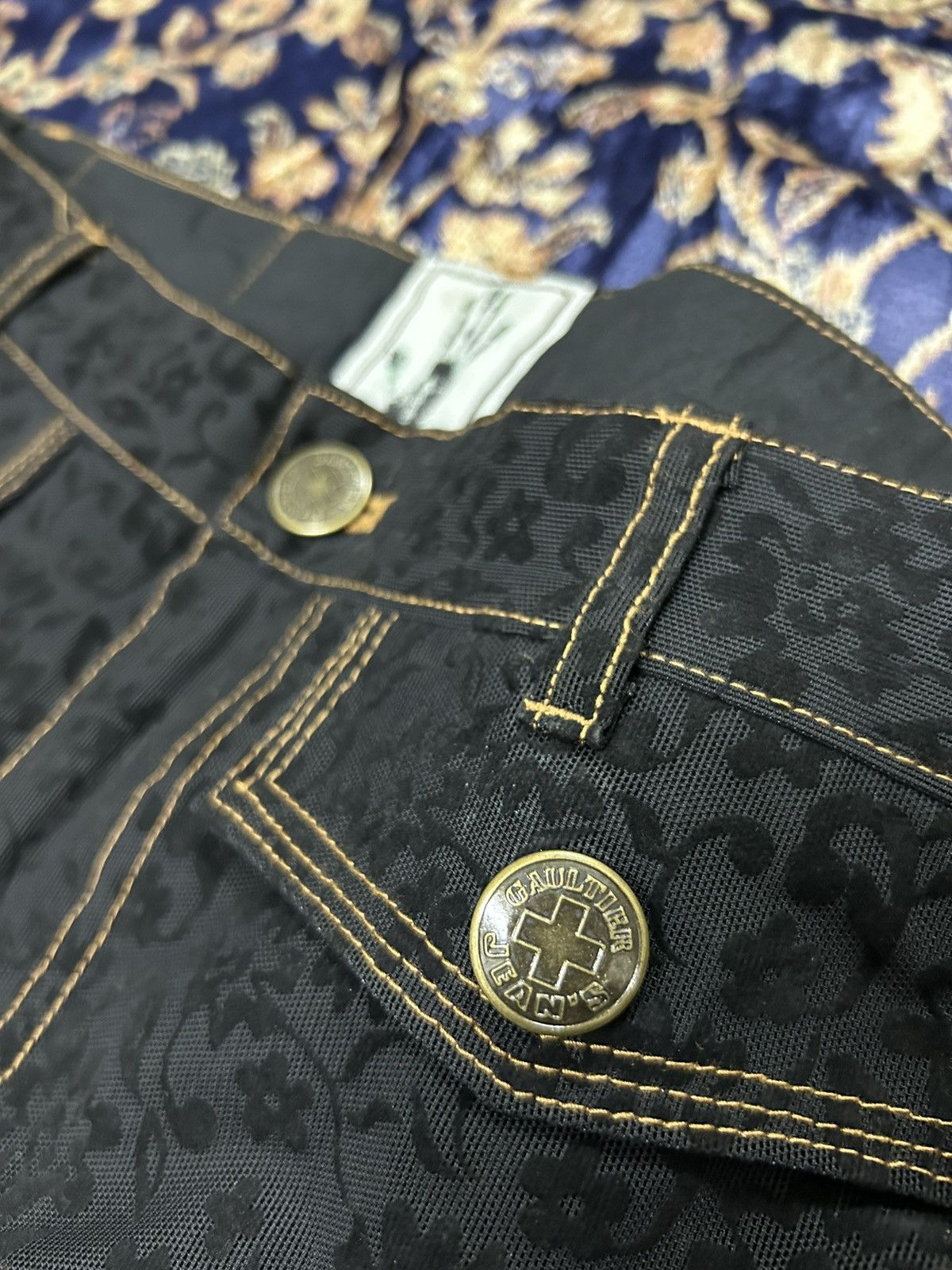 Jean Paul Gaultier Jean paul gaultier floral pants Size US 40 / EU 56 - 6 Thumbnail