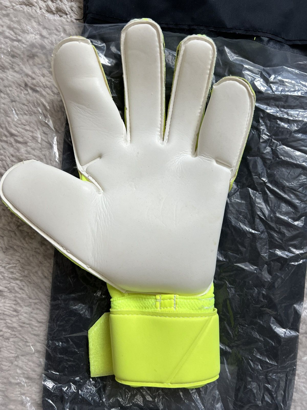 Nike Nike Grip 3 Match Goalkeeper Gloves Soccer Gloves Size ONE SIZE - 8 Thumbnail