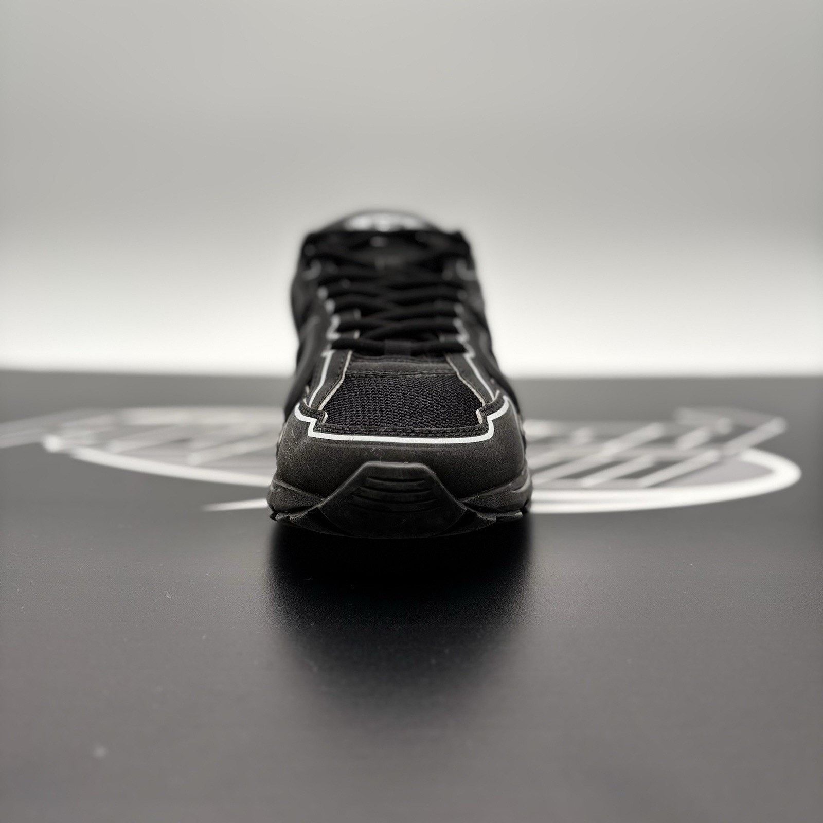 Dior Dior B30 Reflective Sneaker ' Black ' | GOOD CONDITION! Size US 8 / EU 41 - 15 Thumbnail