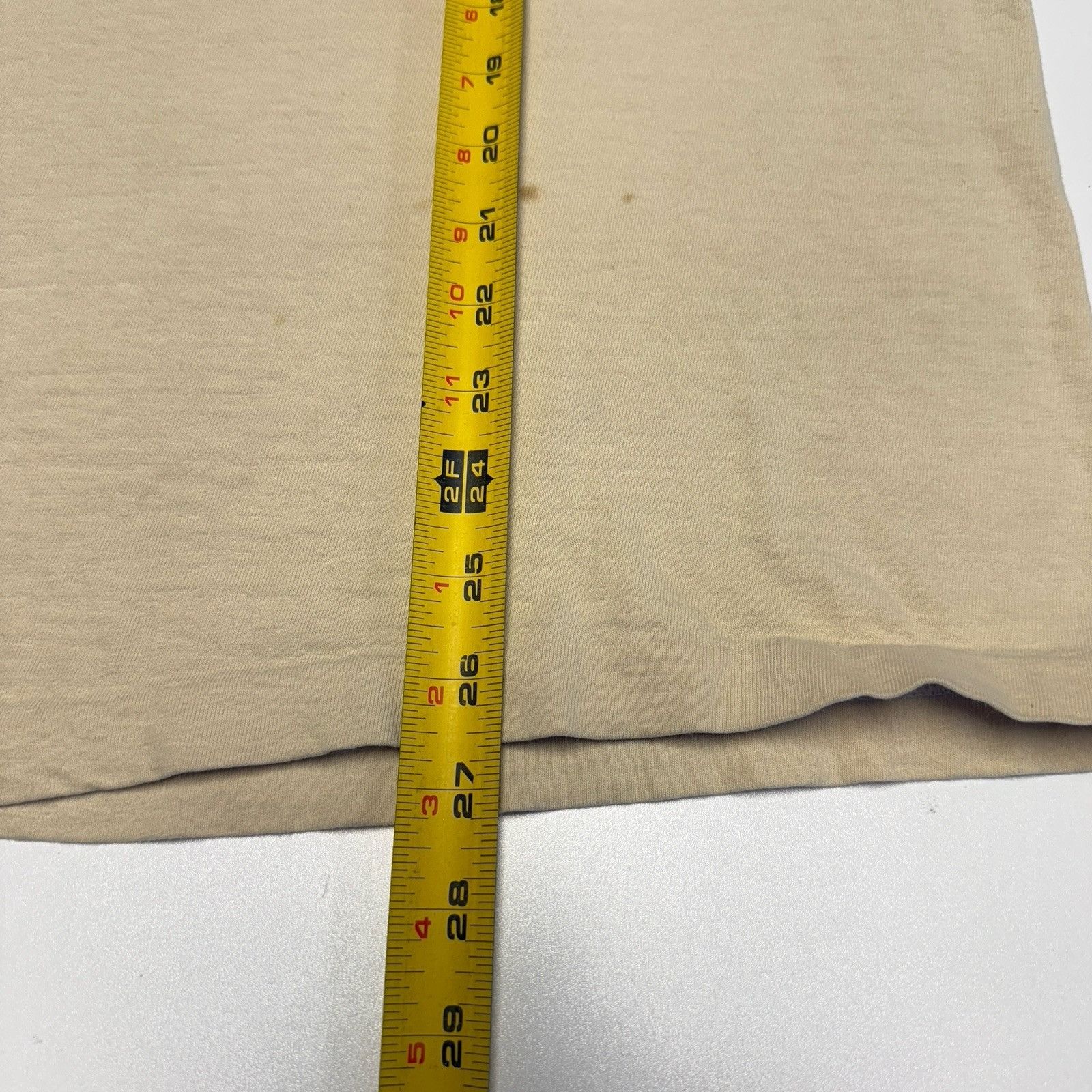 Vintage Vintage 90s Hogs Breath Inn T Shirt Mens XL 21.5x26.5 Tan Sh Size US XL / EU 56 / 4 - 16 Thumbnail