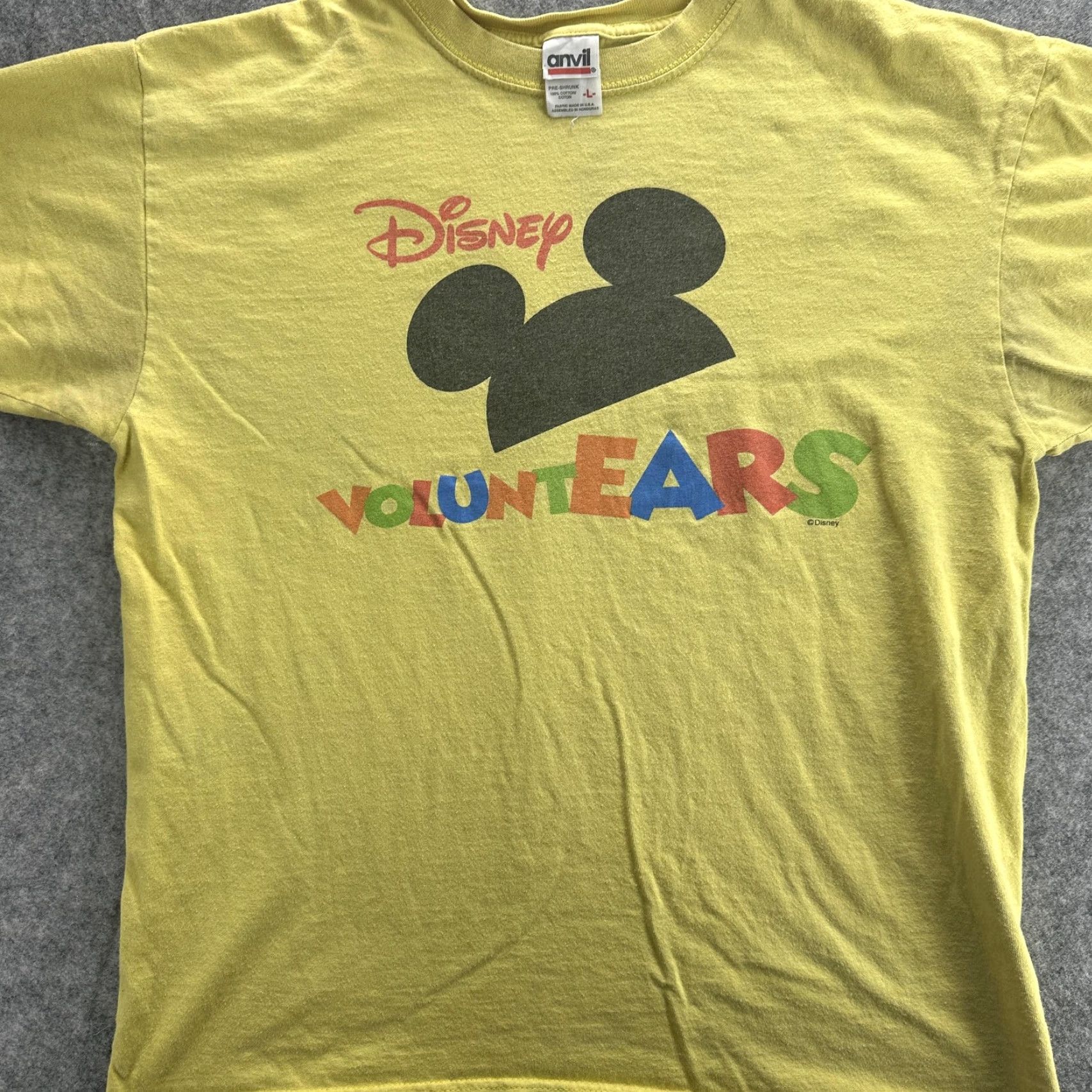 Anvil VINTAGE Anvil Disney VoluntEARS T-Shirt Mens Large Yellow Mickey Mouse 90s Graphic Print Size US L / EU 52-54 / 3 - 3 Thumbnail