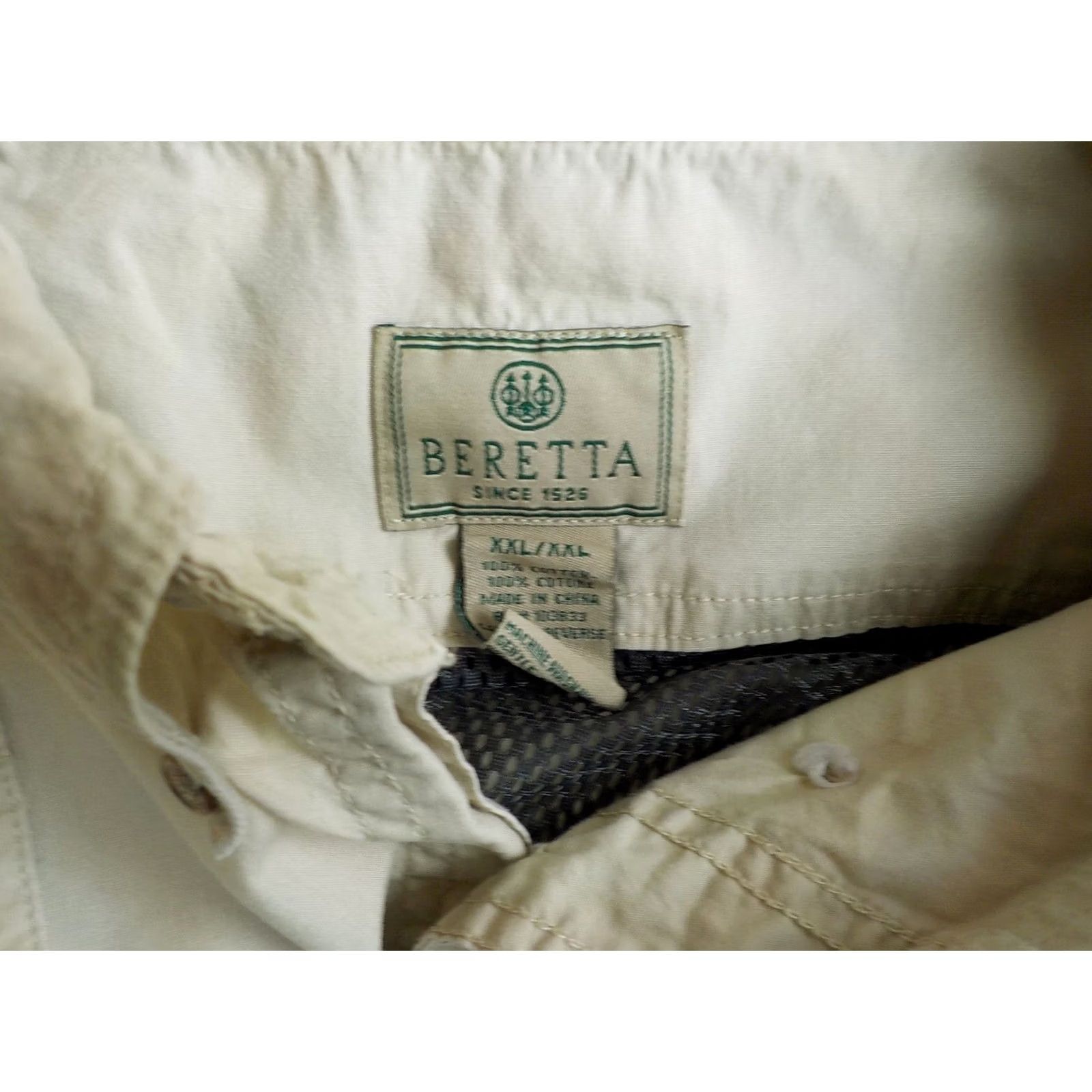 Vintage Beretta Button-Down LS Shirt Beige 2XL Mens Cotton Vented Long Sleeve Caped Pocket Framed Patch Excellent Condition Size US XXL / EU 58 / 5 - 6 Thumbnail