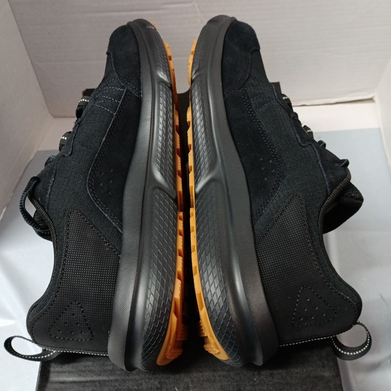 Under Armour Under Armour UA Charged Sneakers Men's Size 11 Black NEW Size US 11 / EU 44 - 7 Thumbnail