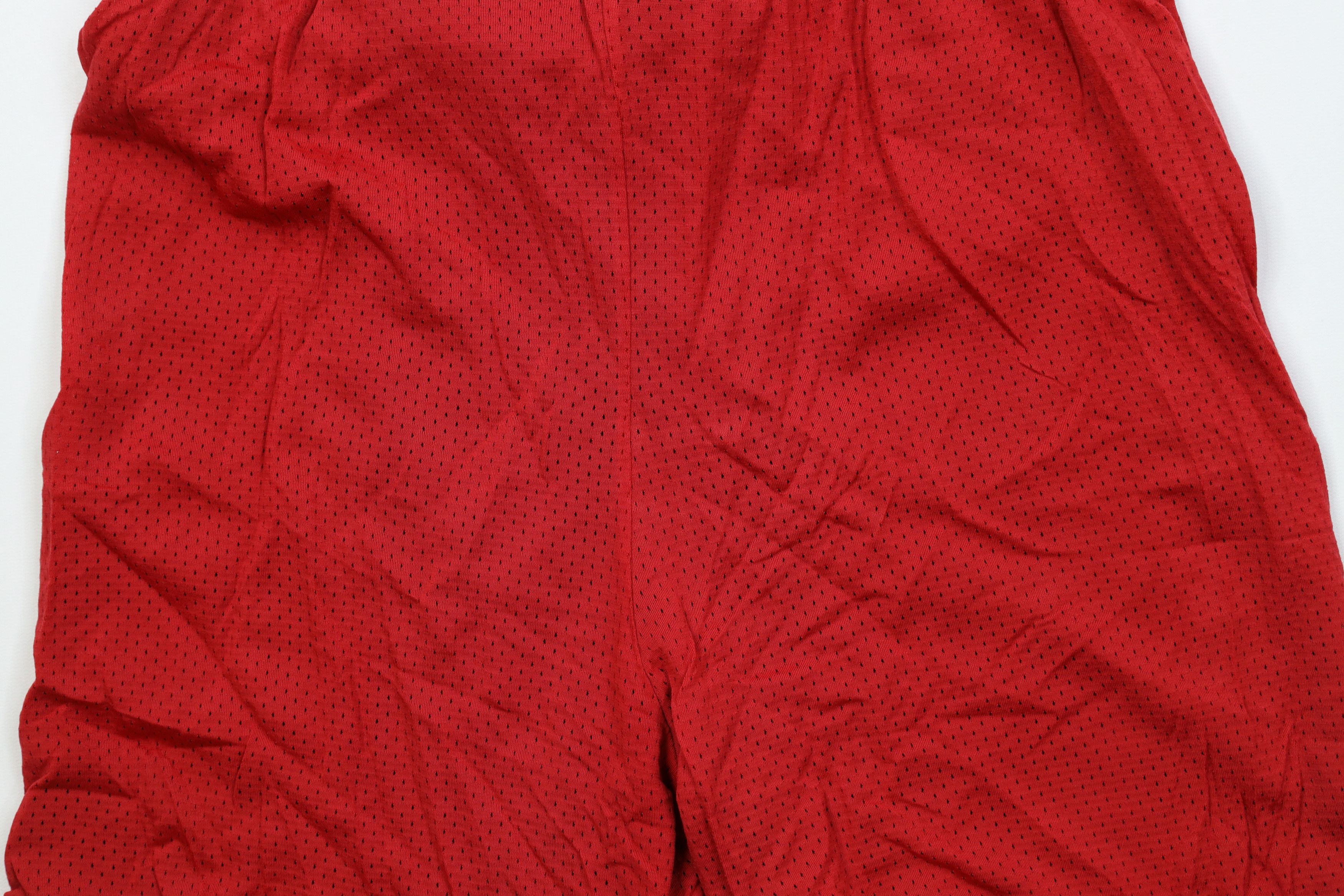 Vintage Vintage 90s Streetwear Layered Mesh Above Knee Shorts Red Size US 32 / EU 48 - 8 Thumbnail