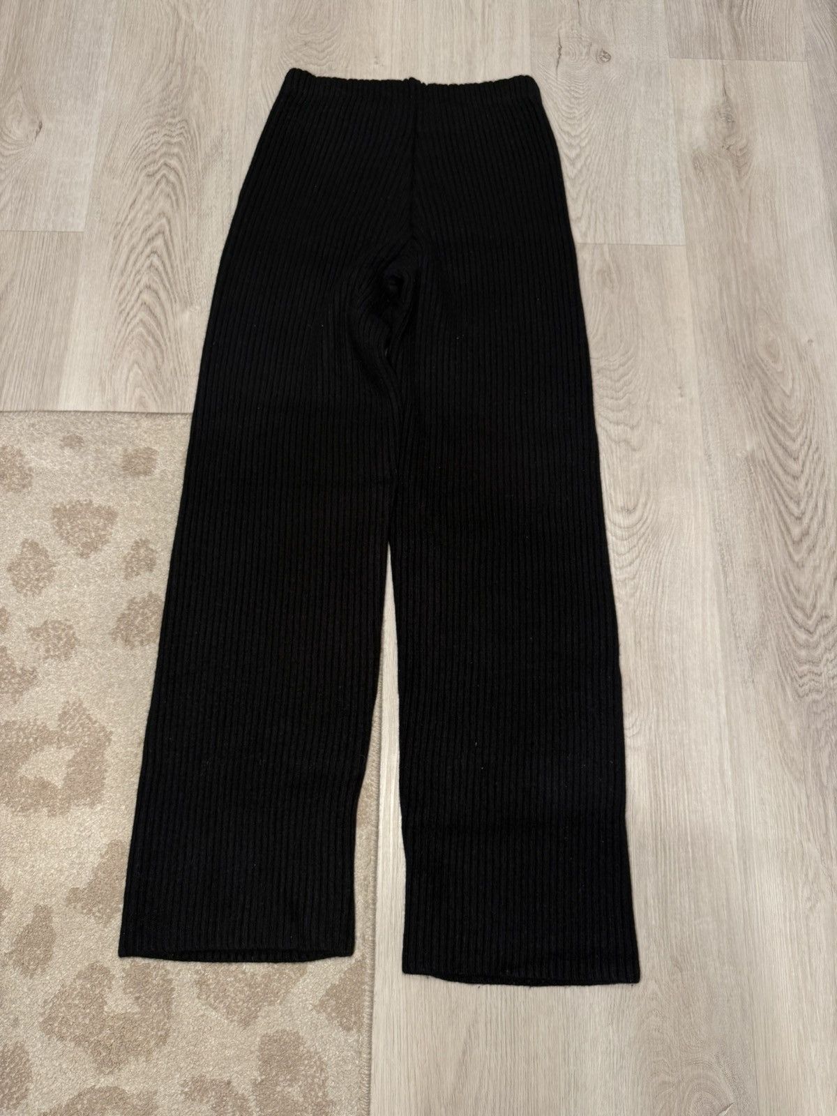 Balenciaga f/w 2020 cashmere/wool knit wide leg sweatpants!! Size US 28 / EU 44 - 4 Thumbnail