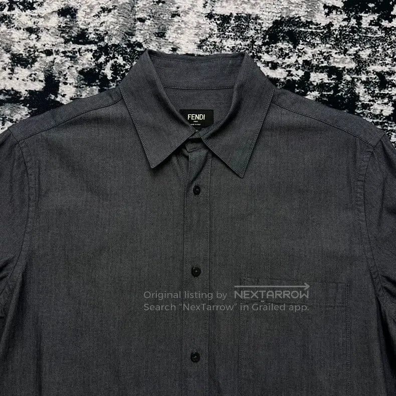 Fendi Fendi size 38 SS22 Solid Straight Sleeve Long Sleeve Shirt Size US S / EU 44-46 / 1 - 6 Thumbnail