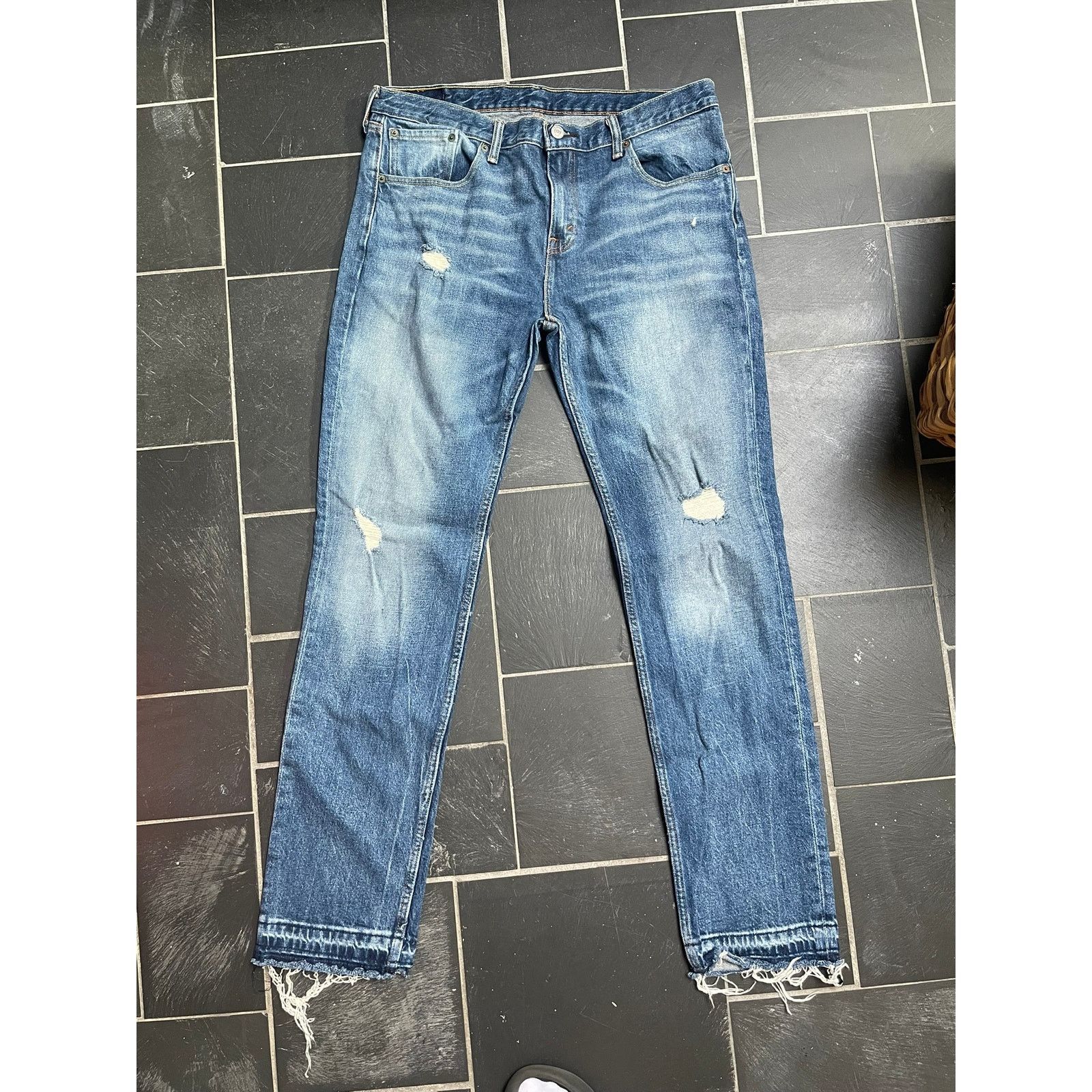 Levi's Levi Blue Denim Distressed Flared Jeans Size 34 x 30 Size US 34 / EU 50 - 1 Thumbnail