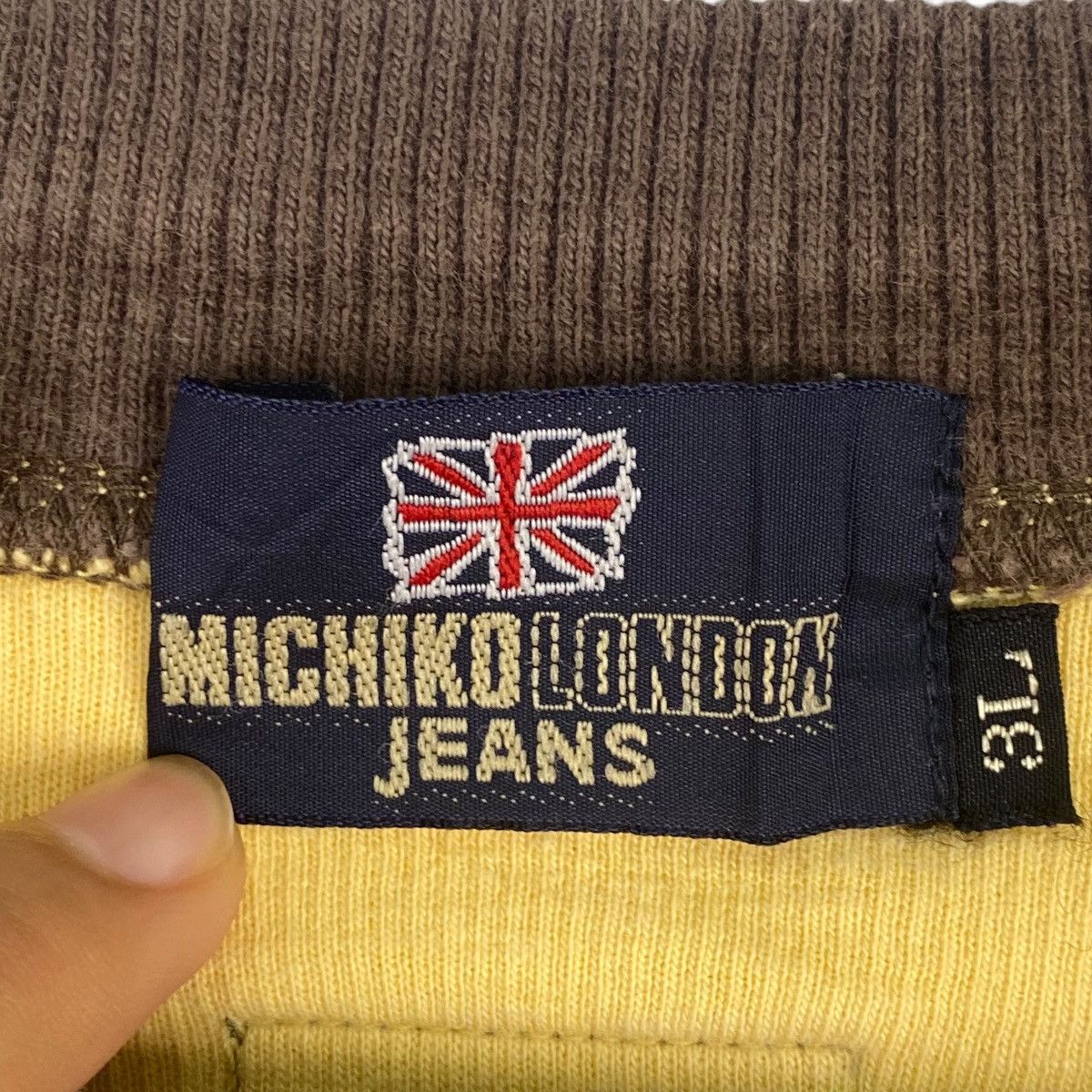 Vintage Vintage Michiko London Jeans Sweatshirt Crewneck Logo Yellow Size US L / EU 52-54 / 3 - 6 Thumbnail