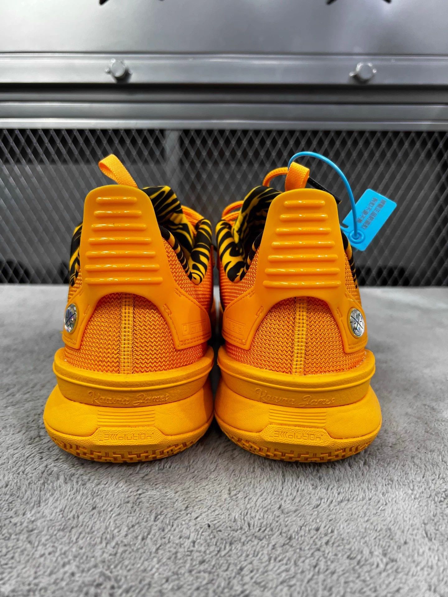 Li-Ning STA x Li-Ning All City 10 Low-Top Yellow Black Size US 10 / EU 43 - 6 Thumbnail