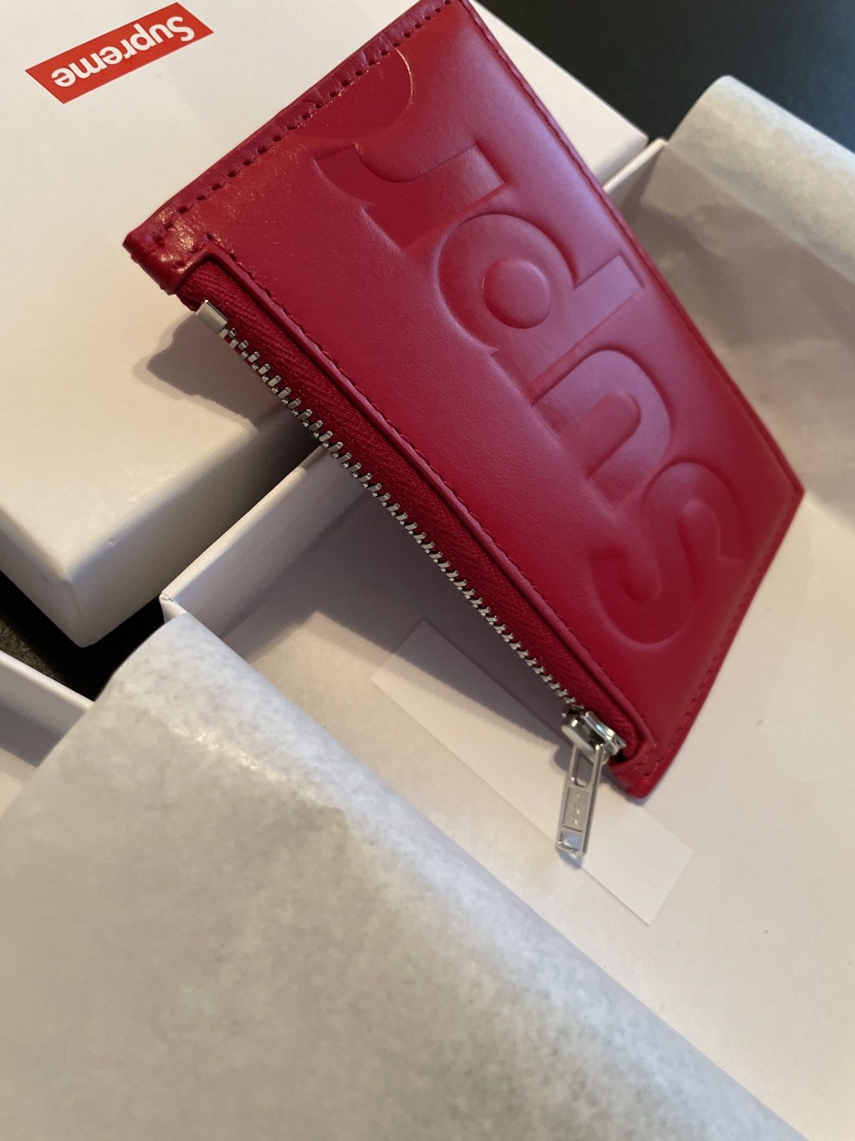 _ Supreme Leather Zip Card Holder $1798 HKD Now Available In