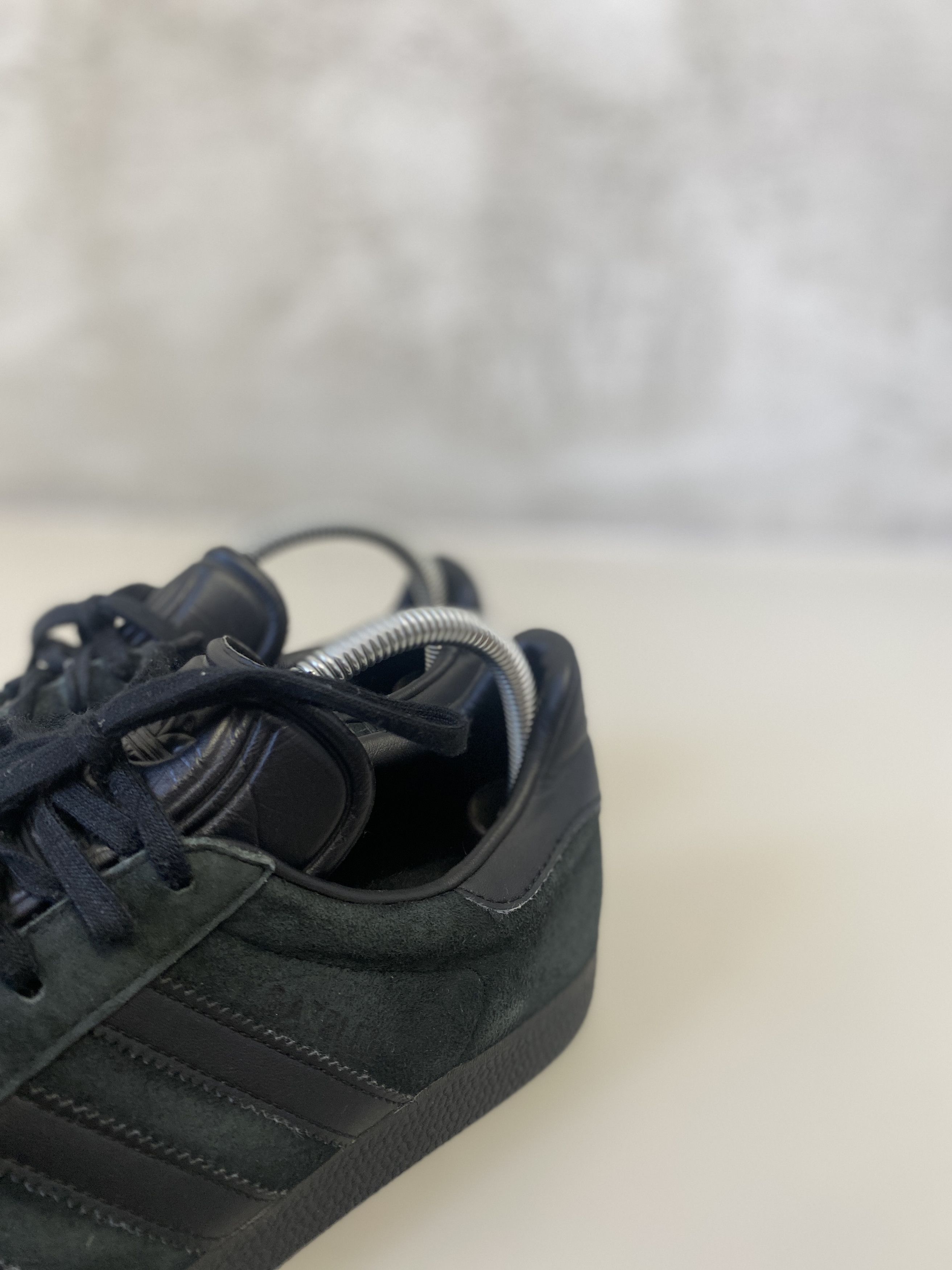 Adidas Adidas Gazelle sneakers shoes casual Size US 8.5 / EU 41-42 - 3 Thumbnail