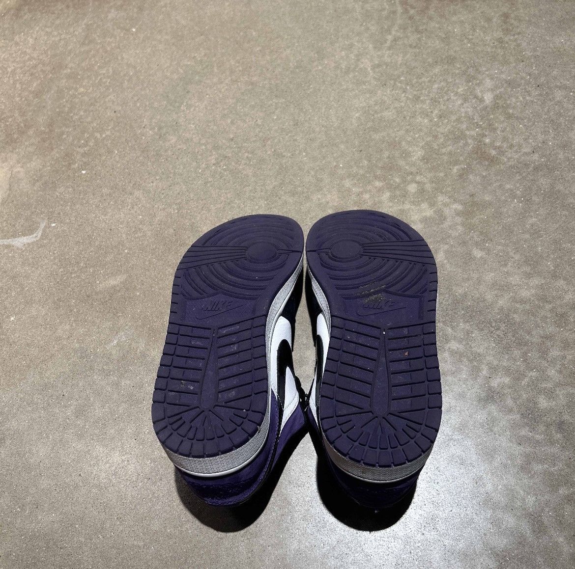 Nike Jordan 1 Low ‘Court Purple’ Size US 10.5 / EU 43-44 - 5 Thumbnail