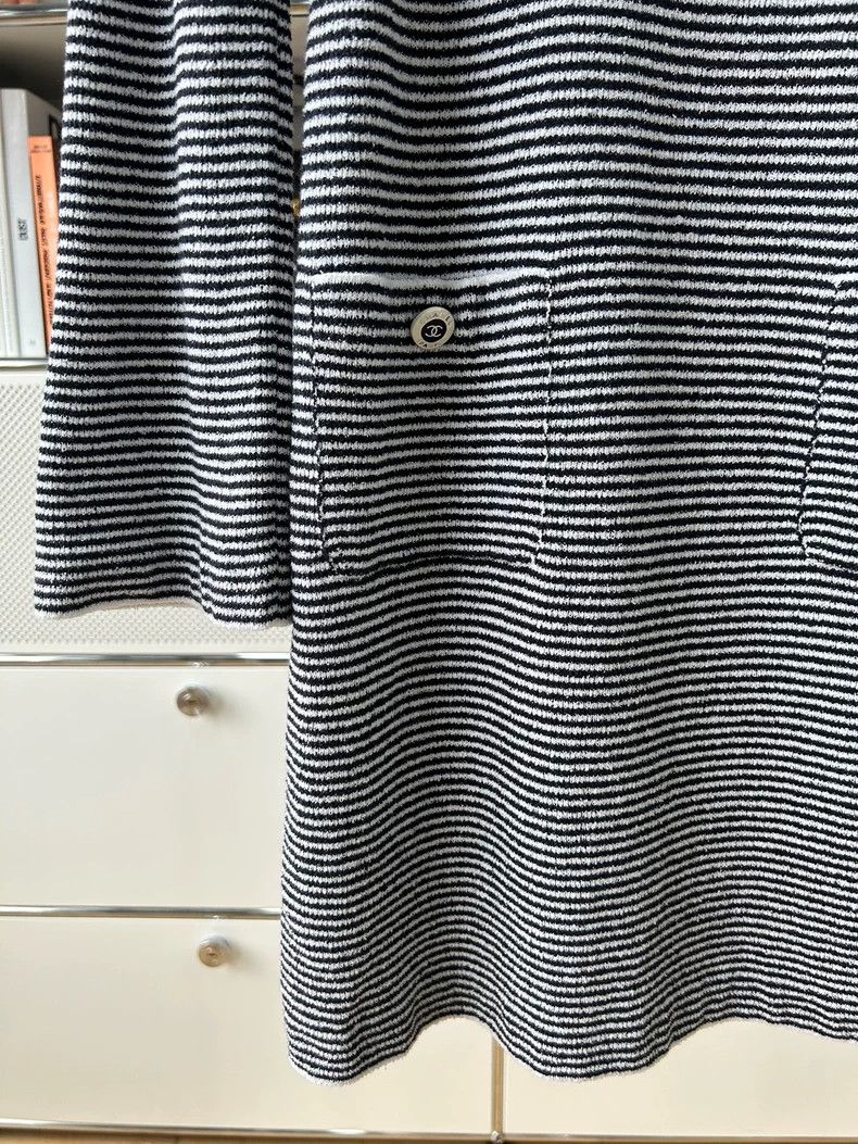 Chanel Chanel 23c striped V-neck polo knitted skirt 2503-Nextarrow Size XXS / US 00 / IT 34 - 7 Thumbnail