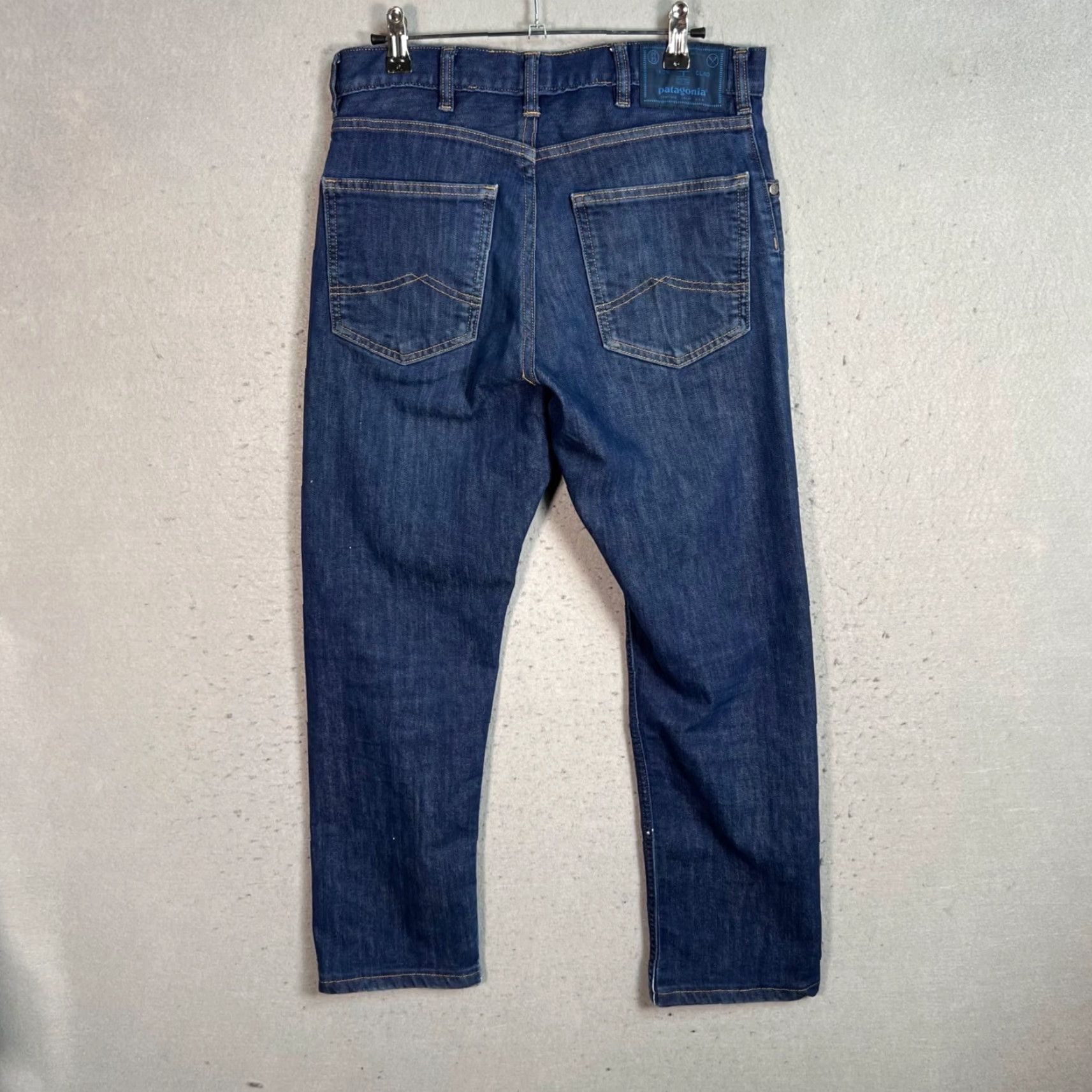 Patagonia Patagonia Mens Jeans Size 30 x 26 Straight Stretch Organic Cotton Denim Blue 30 Regular Mens Jeans Stretch Patagonia Straight Inseam 26 Boys Girls Size US 30 / EU 46 - 2 Thumbnail