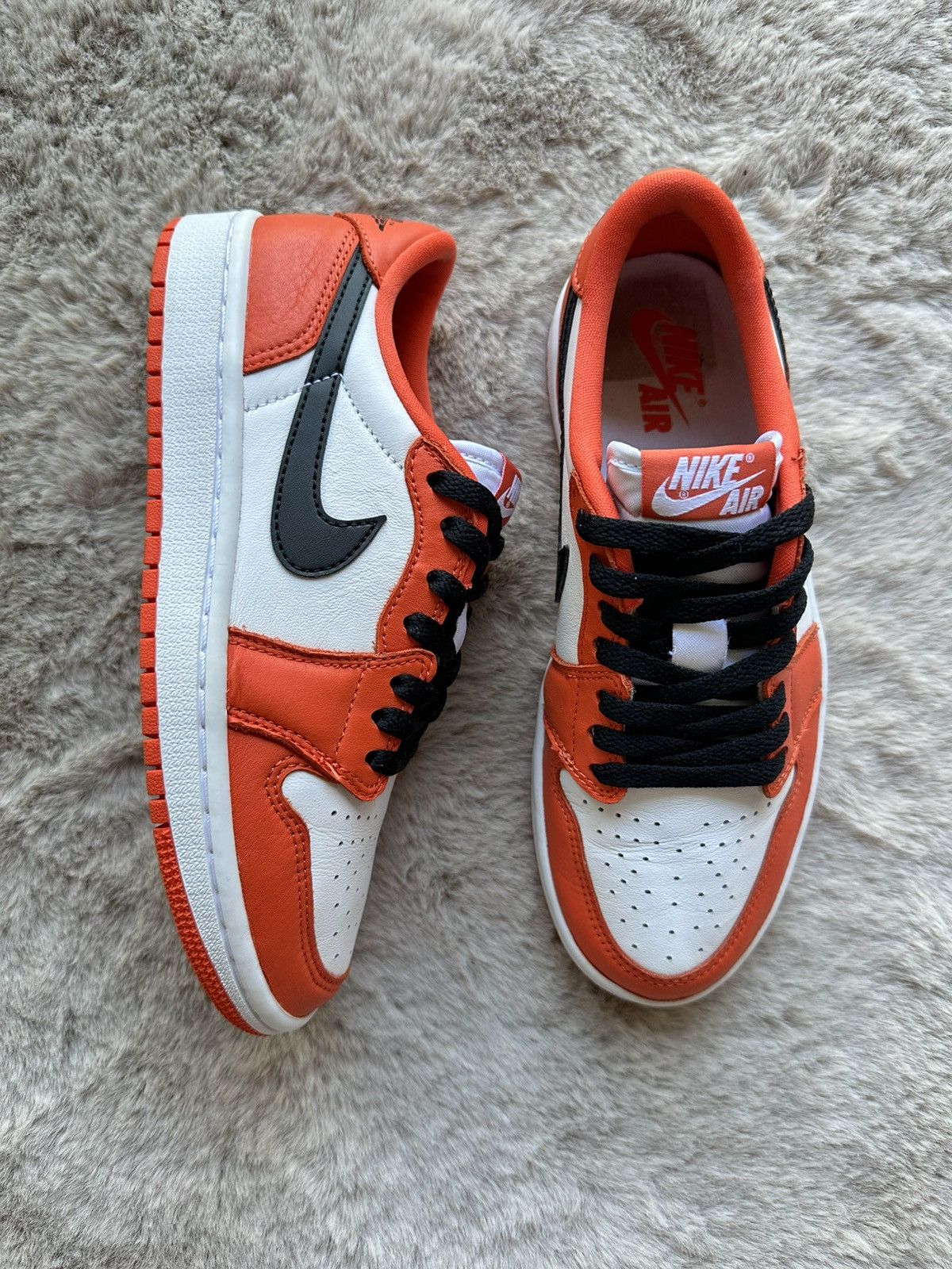 Jordan Brand Nike Air Jordan 1 Retro Low OG Starfish Sneakers 7US Size US 7 / IT 37 - 2 Thumbnail