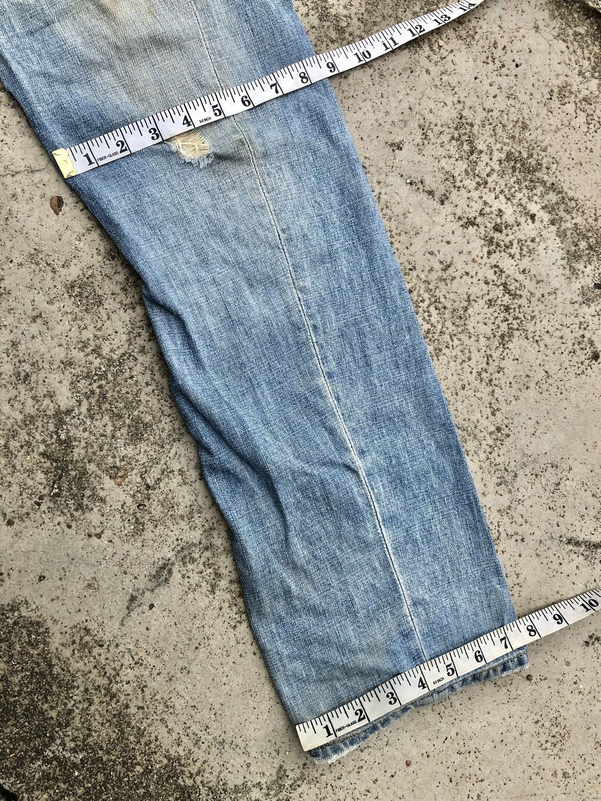 Global Work TWIST BUCKLE BACK DISTRESSED DENIM Size US 33 - 8 Thumbnail
