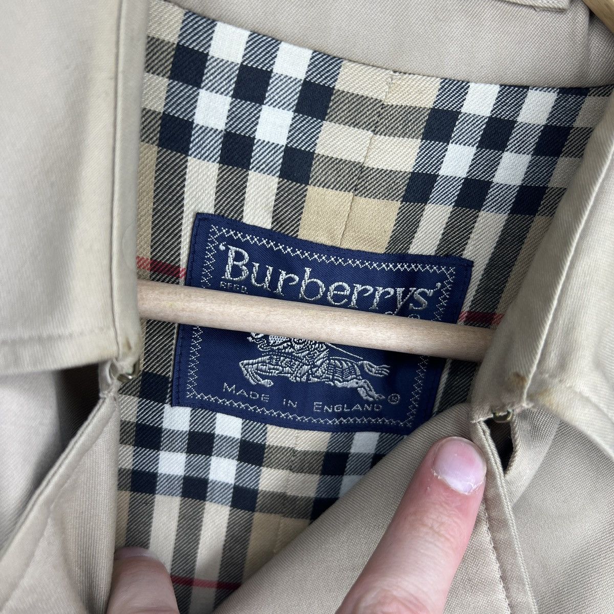 Burberry Vintage Burberry Trench Coat 90s Nova Check Beige Belted Size M / US 6-8 / IT 42-44 - 5 Thumbnail