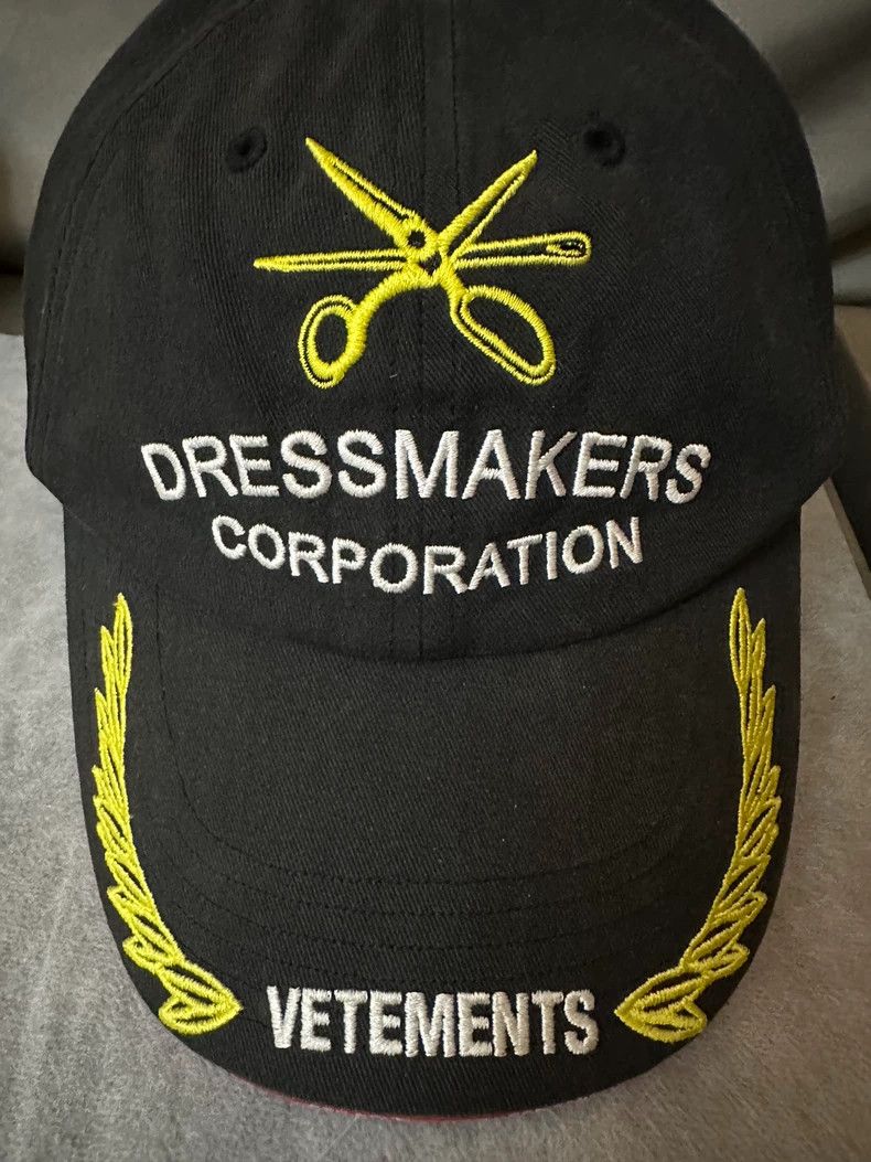 Vetements Vetements McDonald's Duckbill Cap Fits Head Well Size ONE SIZE - 2 Thumbnail